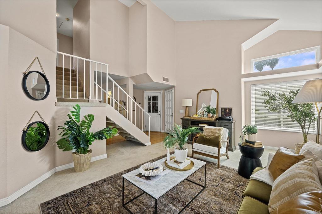 Vista, California, 92083, United States, 3 Bedrooms Bedrooms, ,3 BathroomsBathrooms,Residential,For Sale,1960521