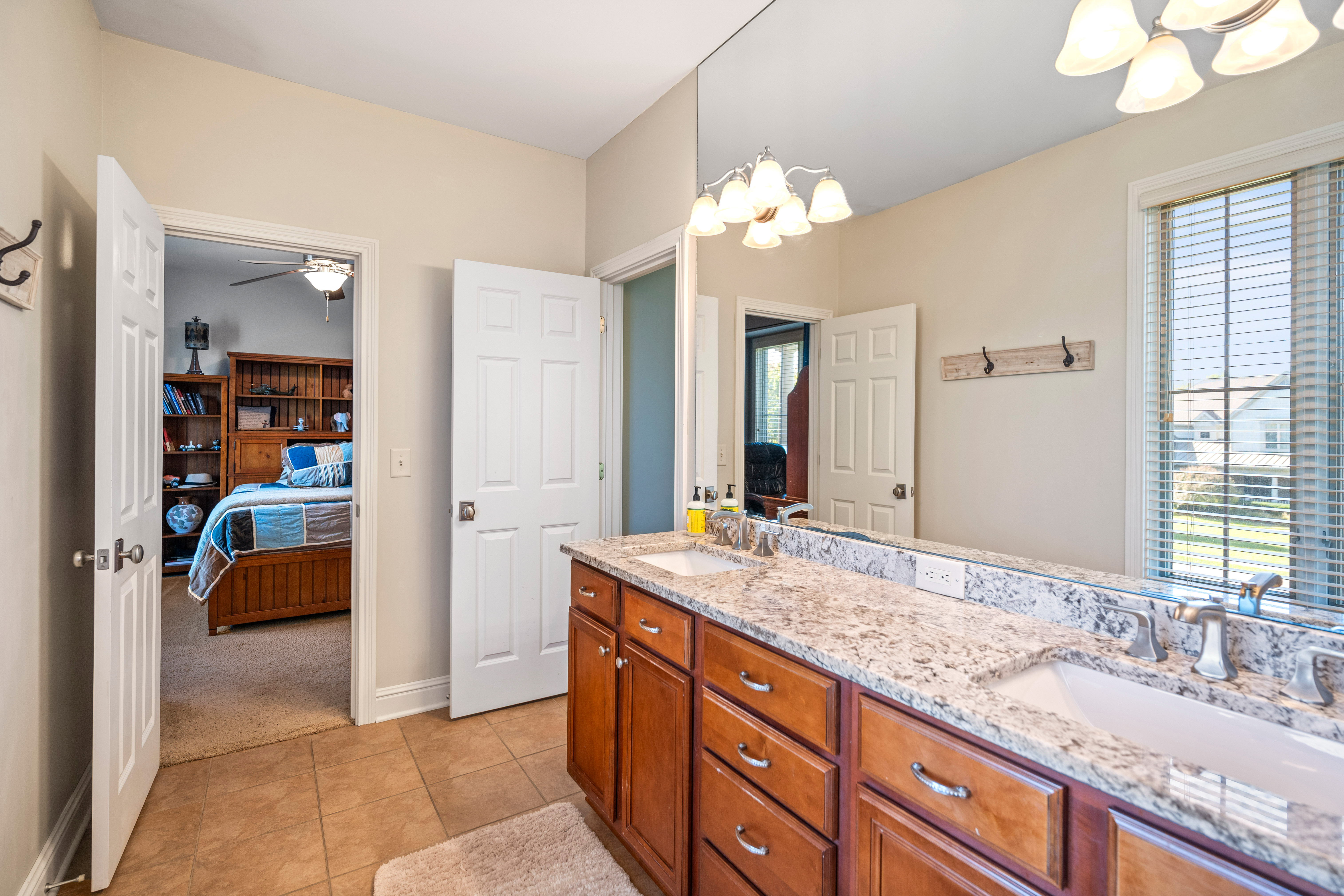  931 Squire Oaks Drive, Villa Hills, KY 41017 - 物件實景