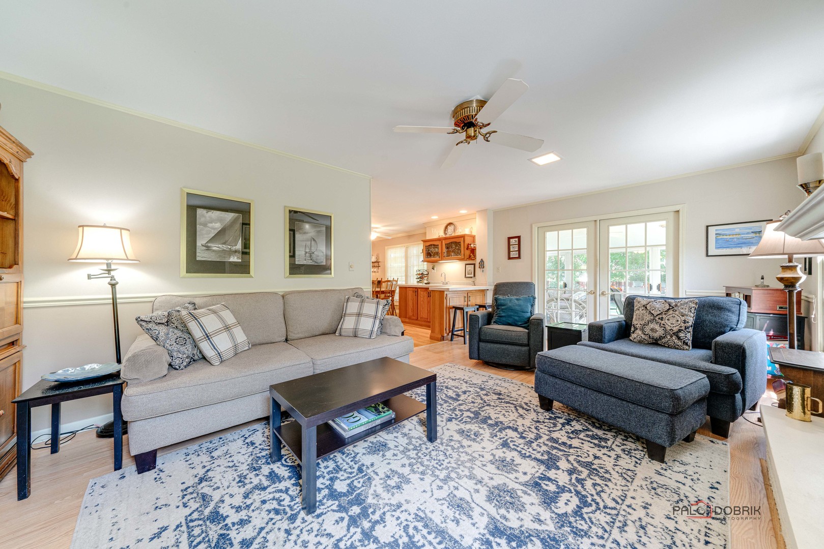 Arlington Heights, Illinois, 60005, United States, 4 Bedrooms Bedrooms, ,3 BathroomsBathrooms,Residential,For Sale,1919635