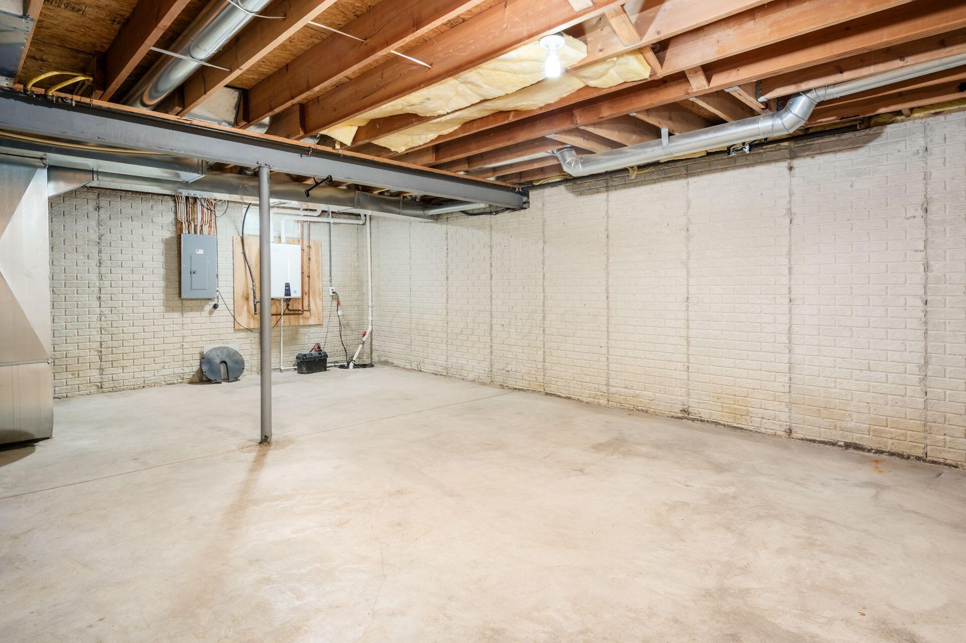  5515 Glenchester Drive - 物件實景