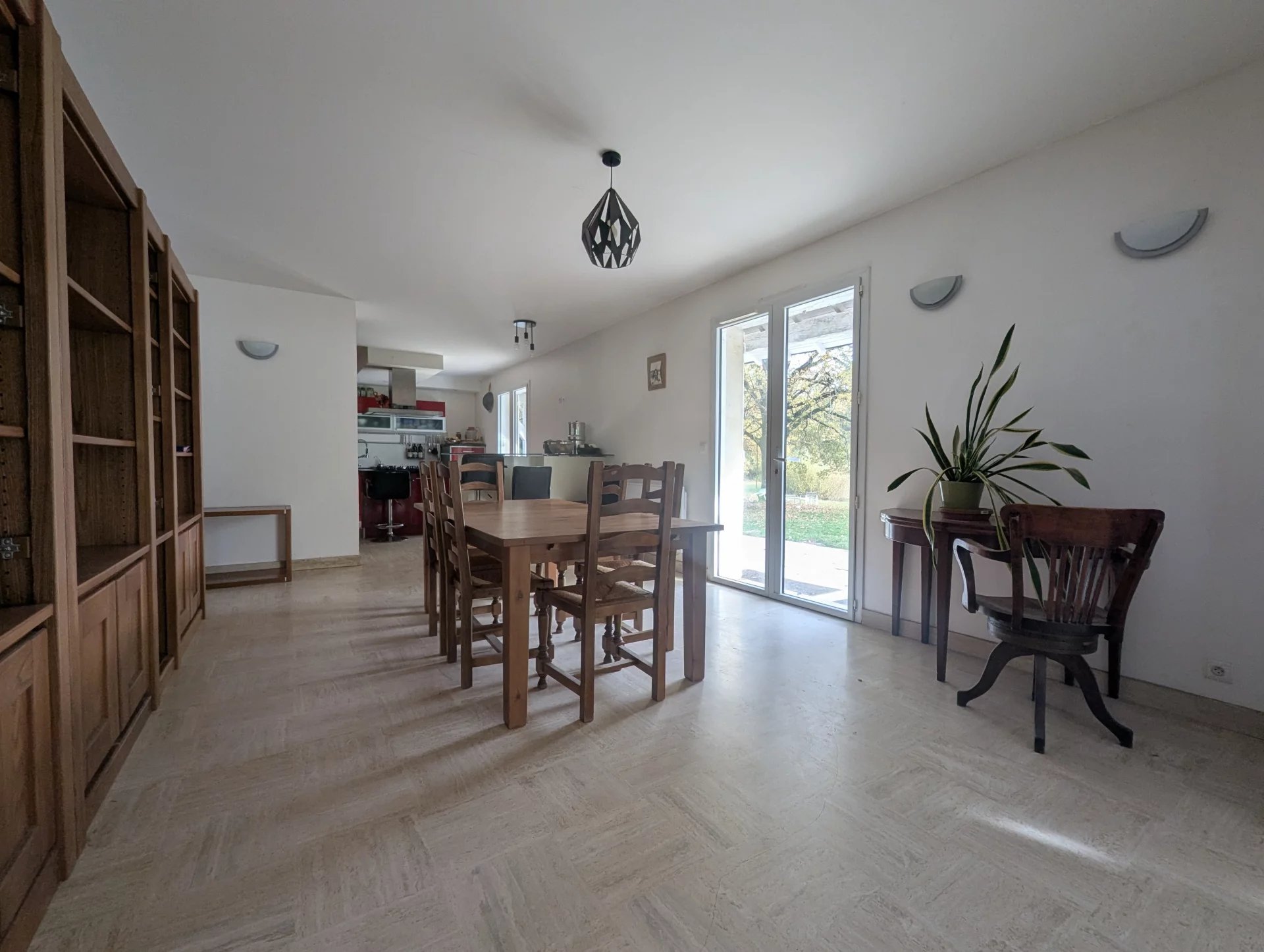 Azay-sur-Cher, Centre-Val de Loire, 37270, FR, ,Residential,For Sale,1990961