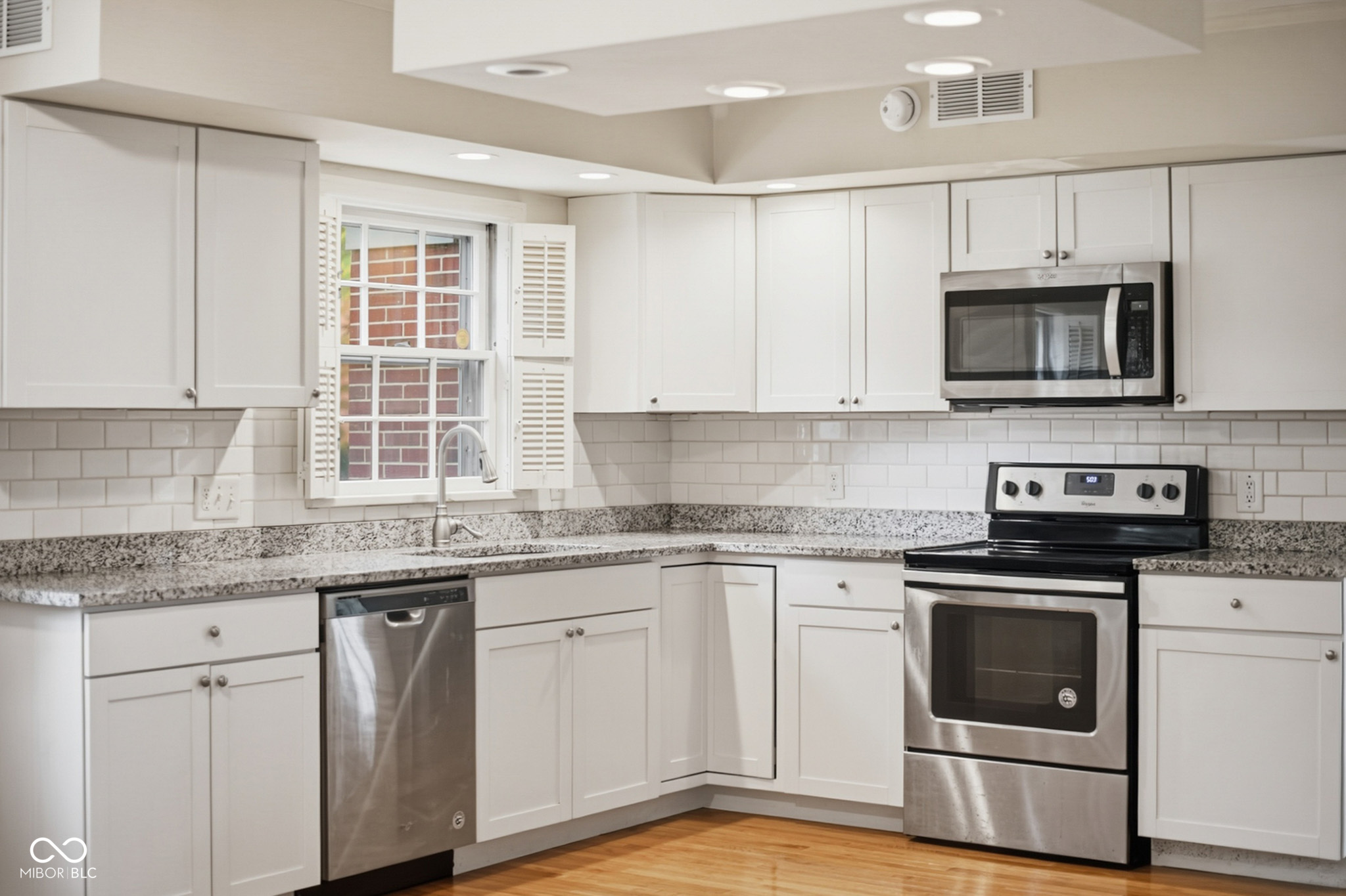 Columbus, Indiana, 47201, United States, 4 Bedrooms Bedrooms, ,3 BathroomsBathrooms,Residential,For Sale,1979631