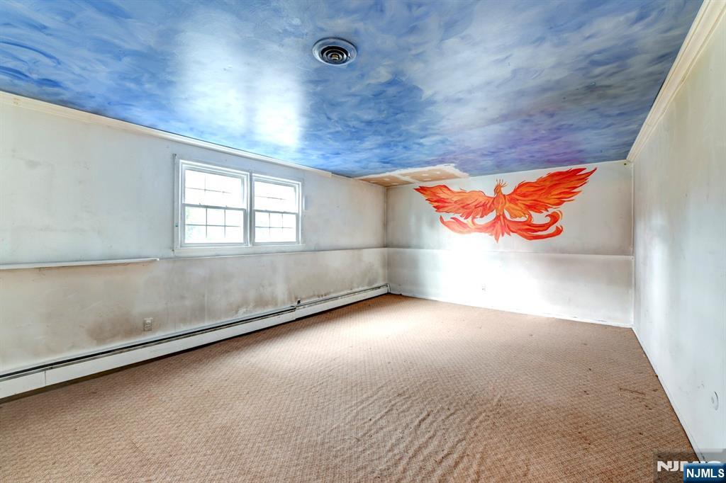 Ramsey, New Jersey, 07446, United States, 3 Bedrooms Bedrooms, ,3 BathroomsBathrooms,Residential,For Sale,1972690