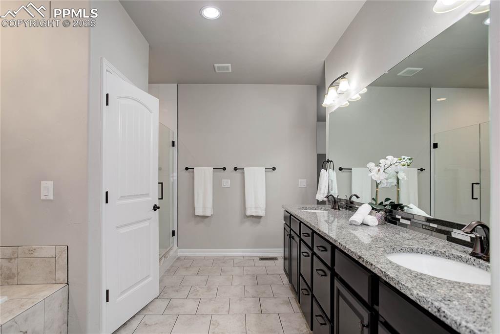 Peyton, Colorado, 80831, United States, 5 Bedrooms Bedrooms, ,5 BathroomsBathrooms,Residential,For Sale,1795050