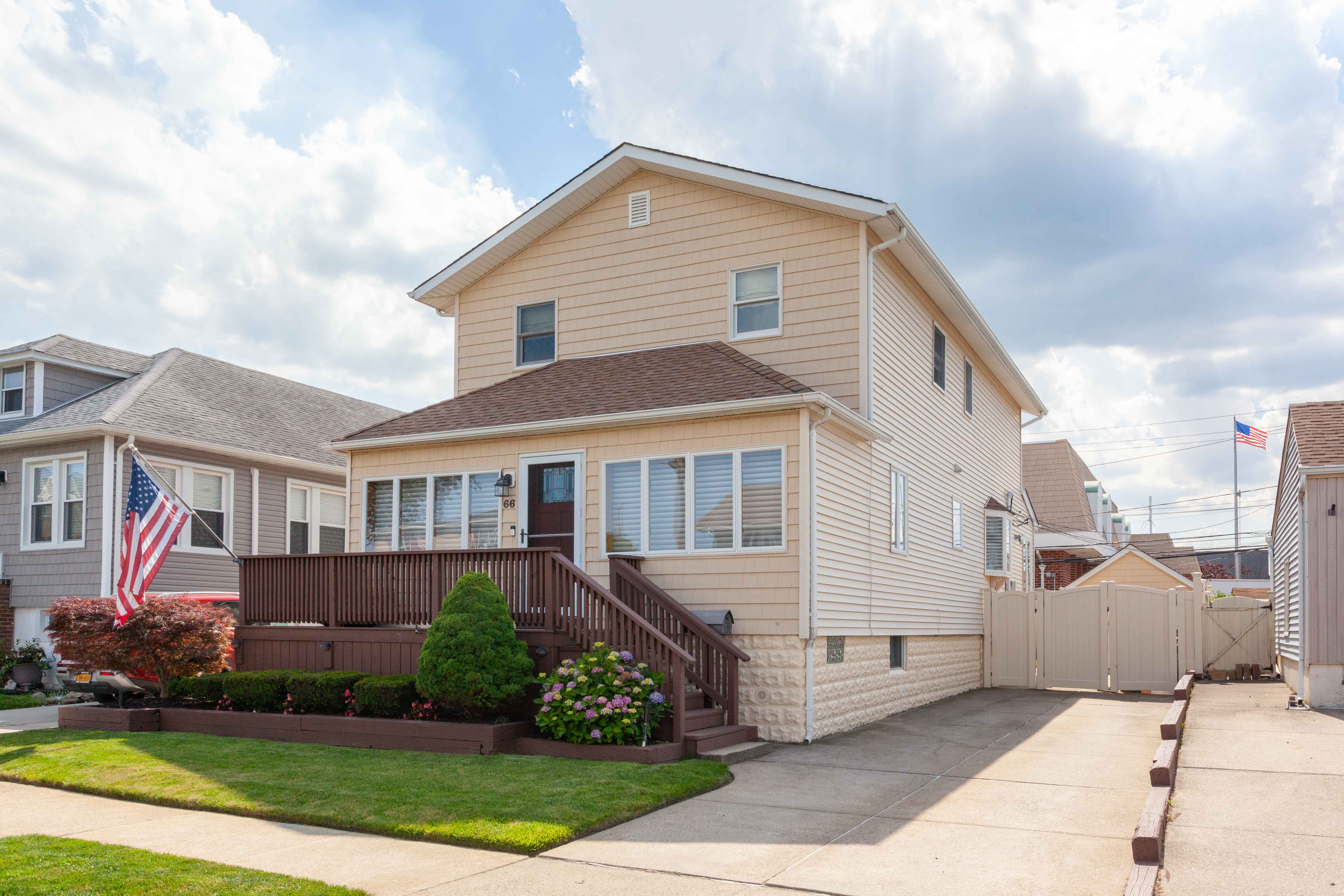 66 Parma Road,Island Park, NY, 11558 