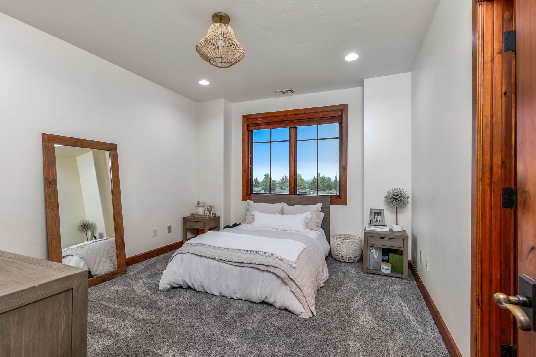  22155 Rickard Road Bend, OR 97702 - 物件實景