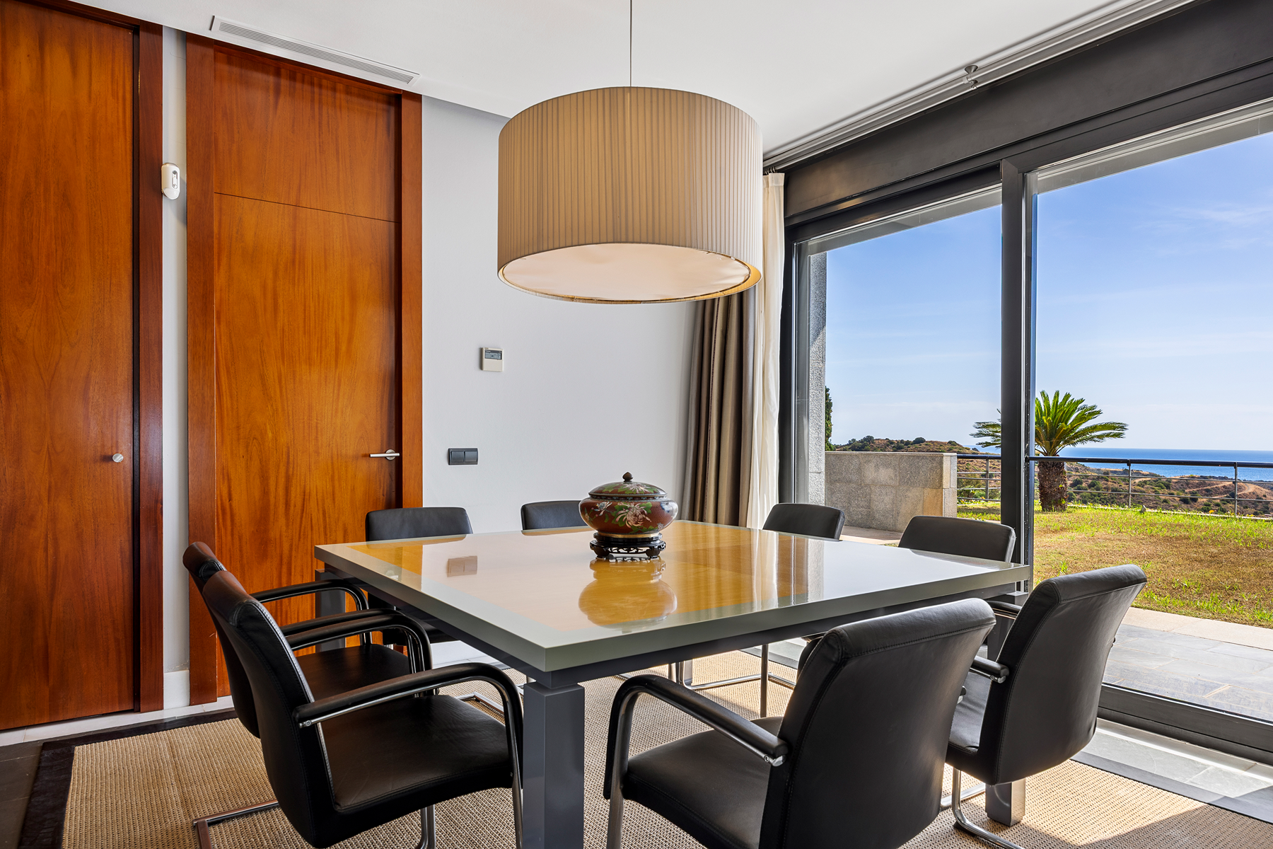  A modernist villa with captivating panoramic views - 物件實景