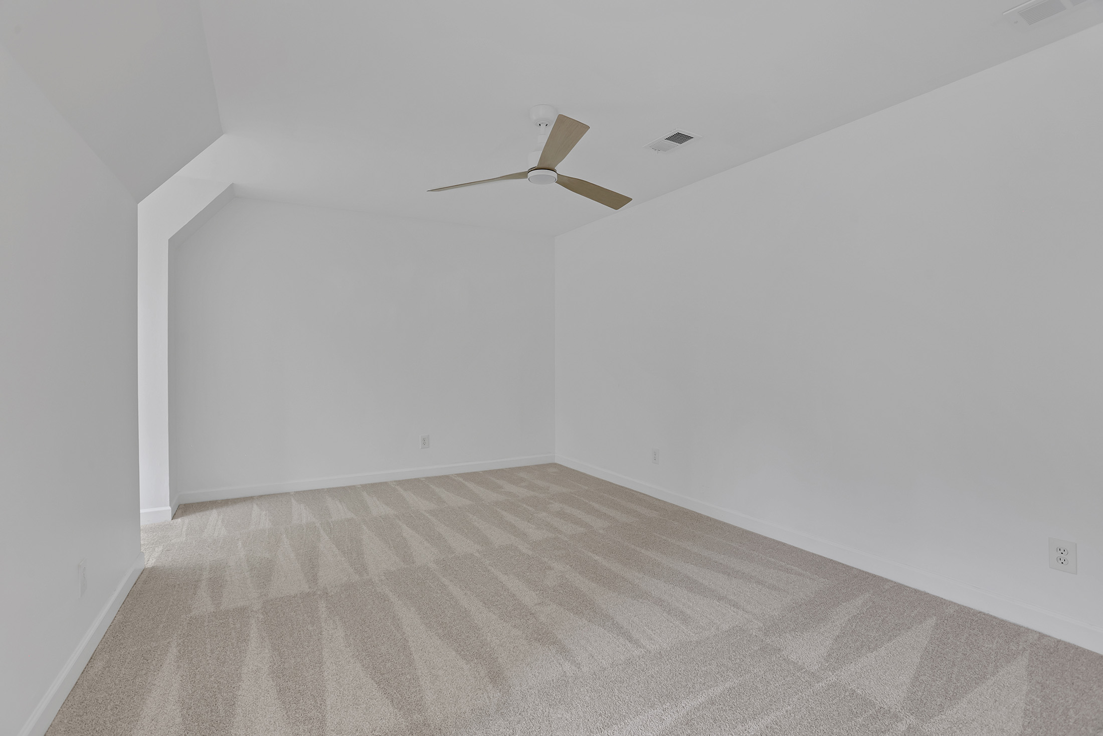  Timeless Elegance Meets Modern Sophistication in Roswell - 物件實景