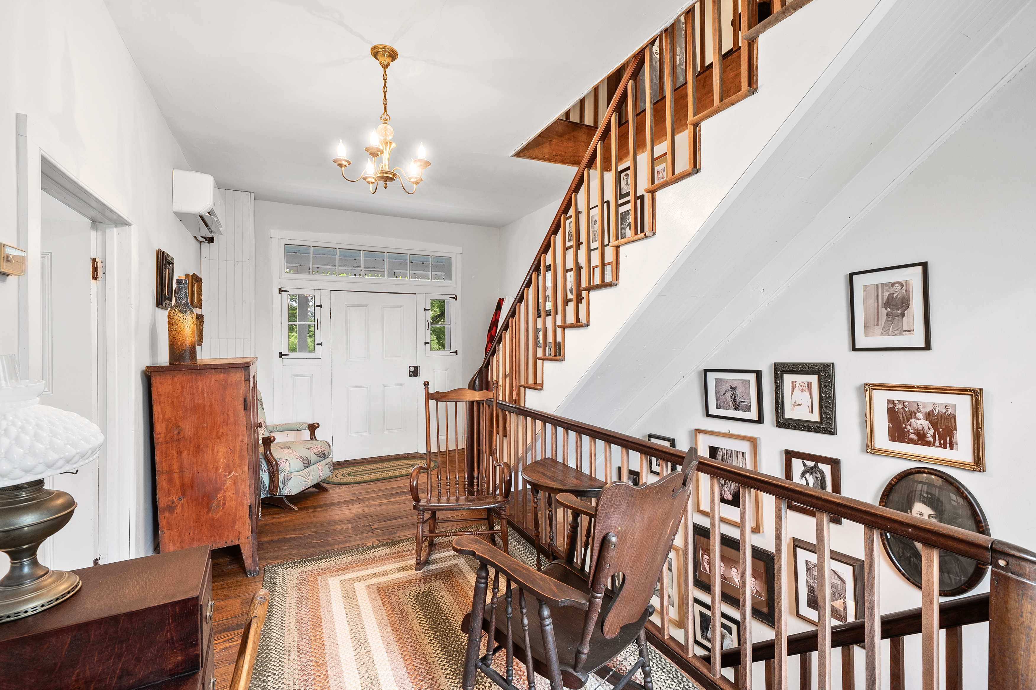  Built In 1851, 4-Story Limestone Federal-Style Home On Over 17 Acres - 物件實景