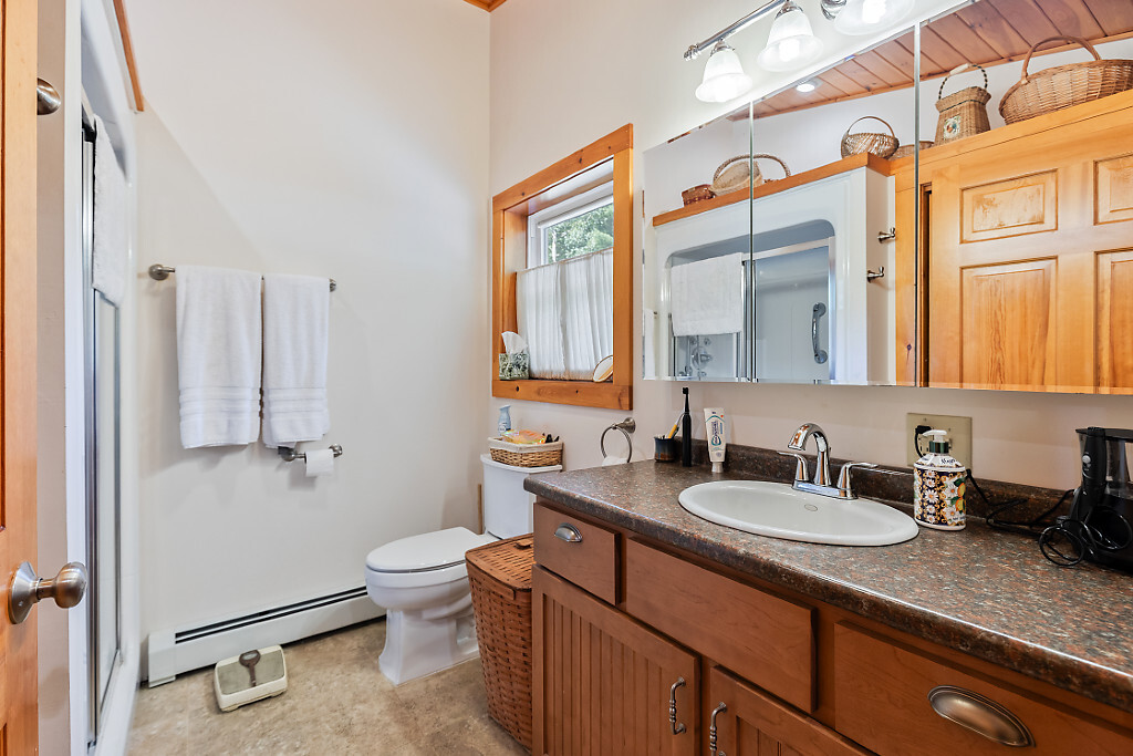 Smithfield, Maine, 04978, United States, 3 Bedrooms Bedrooms, ,4 BathroomsBathrooms,Residential,For Sale,1934236