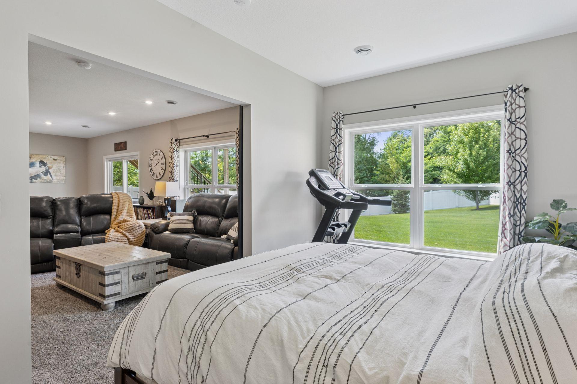 Plymouth, Minnesota, 55446, United States, 4 Bedrooms Bedrooms, ,3 BathroomsBathrooms,Residential,For Sale,1938821