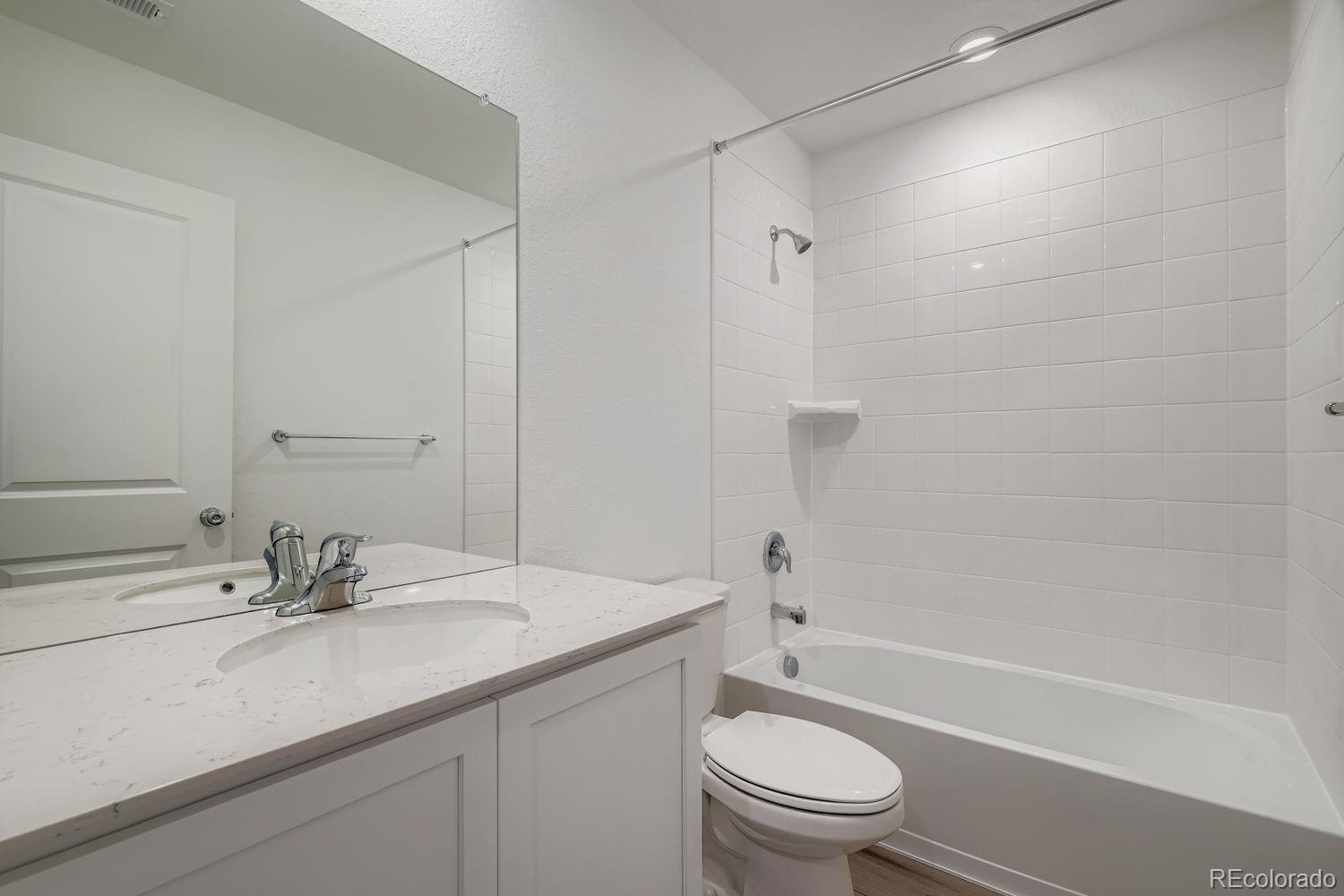 Thornton, Colorado, 80602, United States, 3 Bedrooms Bedrooms, ,2 BathroomsBathrooms,Residential,For Sale,1960668