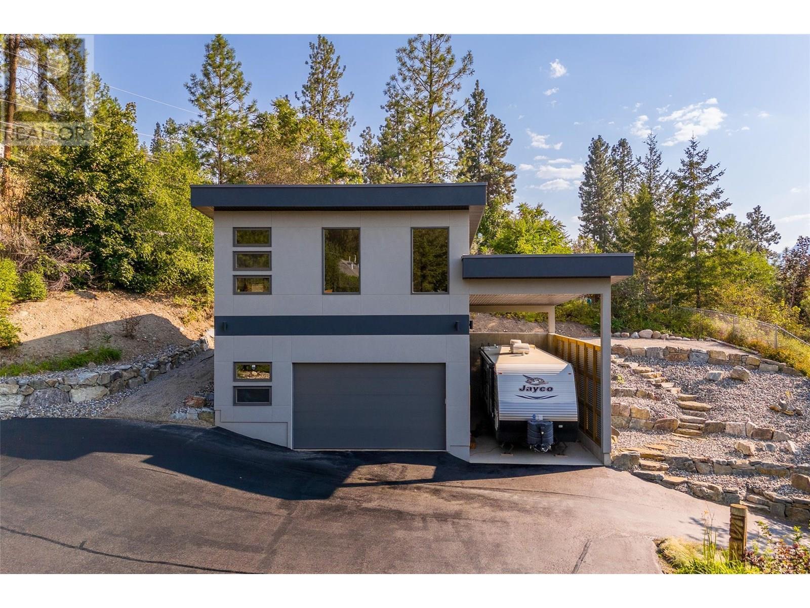 LAKE COUNTRY, British Columbia, V4V 1B3, CA, 5 Bedrooms Bedrooms, ,4 BathroomsBathrooms,Residential,For Sale,1883697