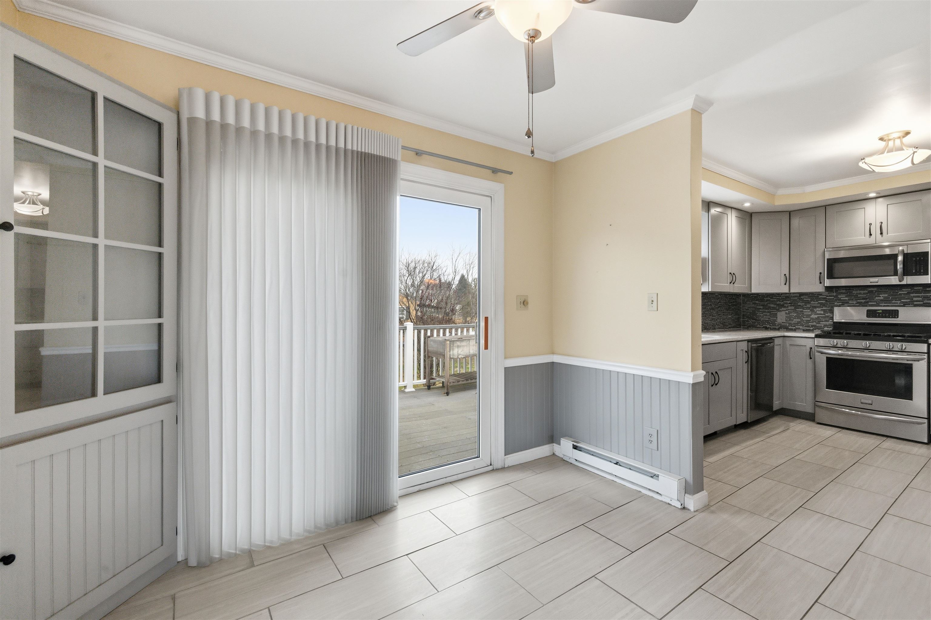 Laconia, New Hampshire, 03246, United States, 3 Bedrooms Bedrooms, ,Residential,For Sale,1991727