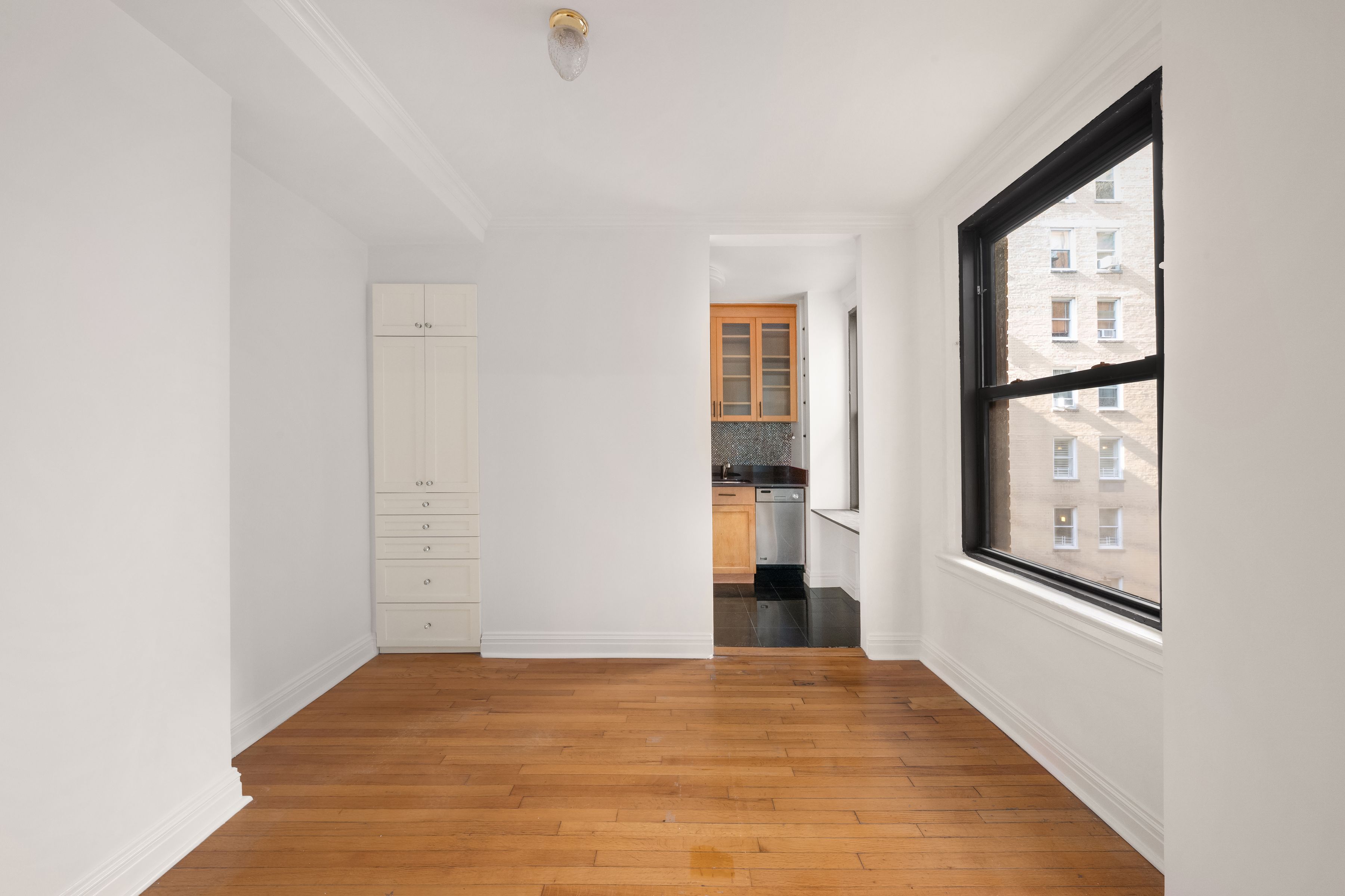  Spacious 1 Bedroom - 物件實景