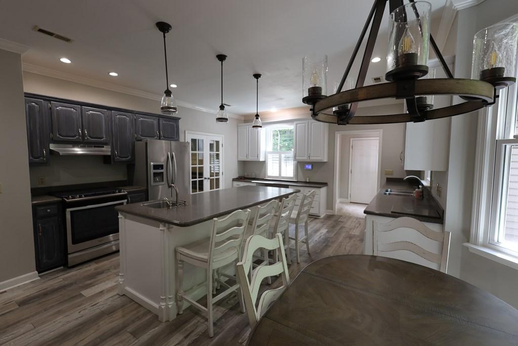 DALTON, Georgia, 30721, United States, 3 Bedrooms Bedrooms, ,3 BathroomsBathrooms,Residential,For Sale,1933476
