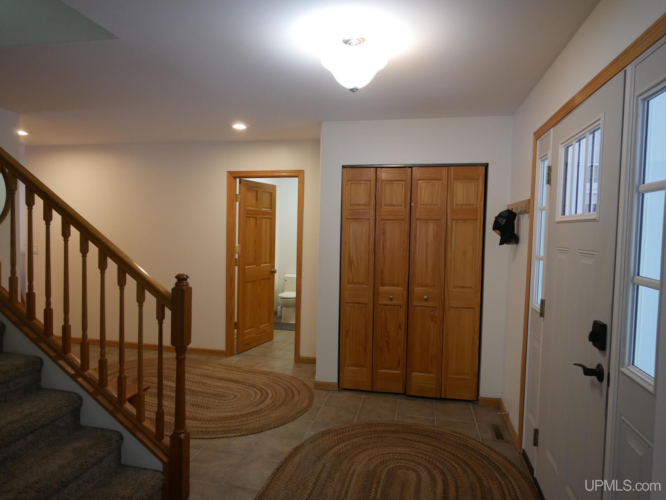 Houghton, Michigan, 49931, United States, 4 Bedrooms Bedrooms, ,3 BathroomsBathrooms,Residential,For Sale,1924380