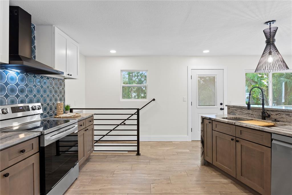 Tampa, Florida, 33635, United States, 3 Bedrooms Bedrooms, ,3 BathroomsBathrooms,Residential,For Sale,1949477