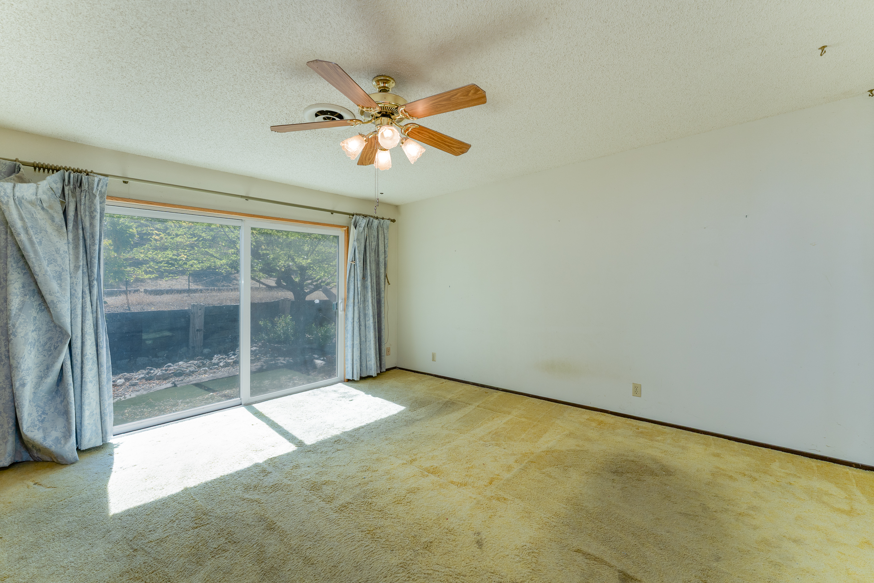 Ukiah, California, 95482, United States, 4 Bedrooms Bedrooms, ,2 BathroomsBathrooms,Residential,For Sale,1949294