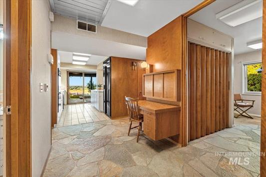 Caldwell, Idaho, 83605, United States, 2 Bedrooms Bedrooms, ,3 BathroomsBathrooms,Residential,For Sale,1979980