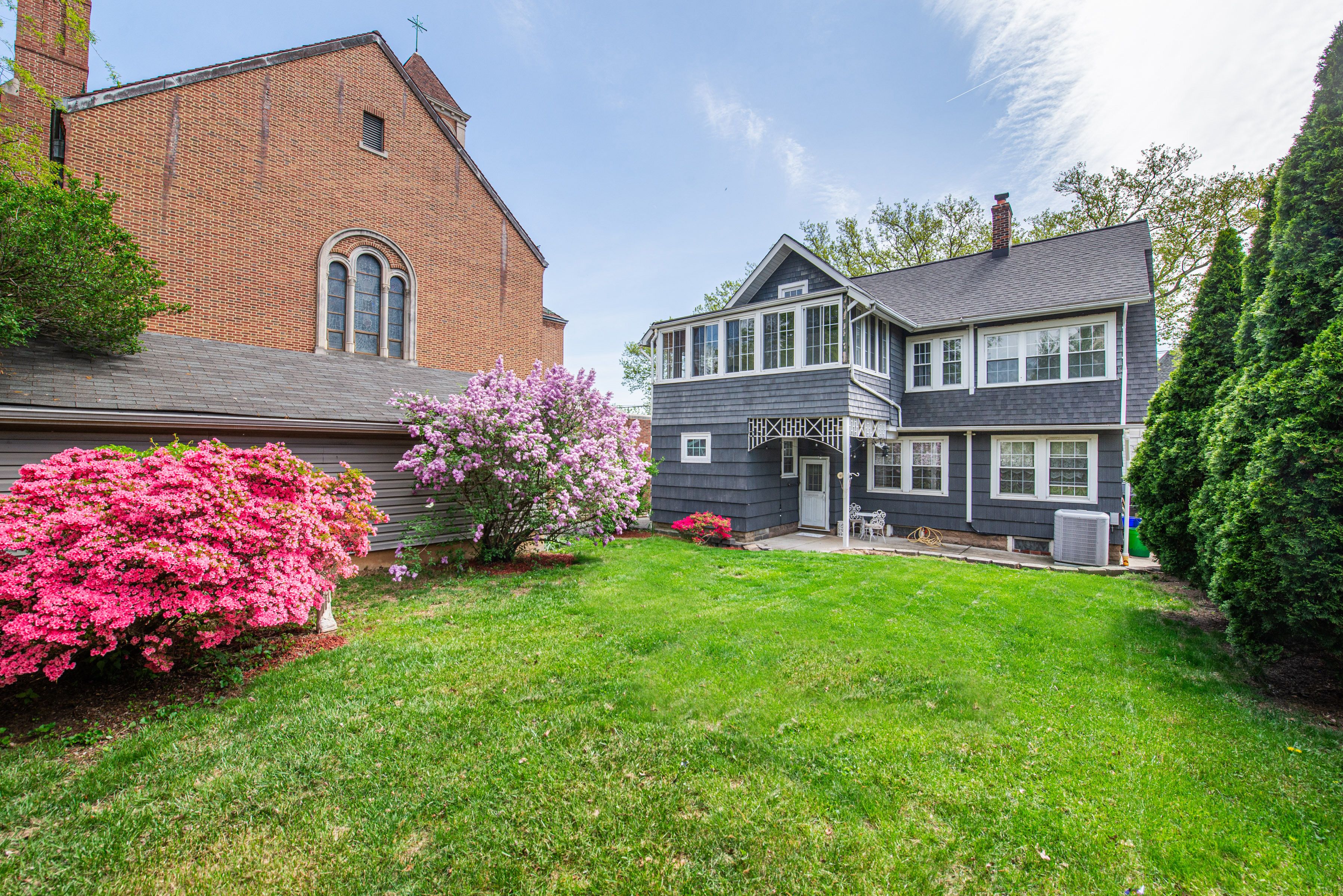 Nutley, New Jersey, 07110, United States, 3 Bedrooms Bedrooms, ,2 BathroomsBathrooms,Residential,For Sale,1935427
