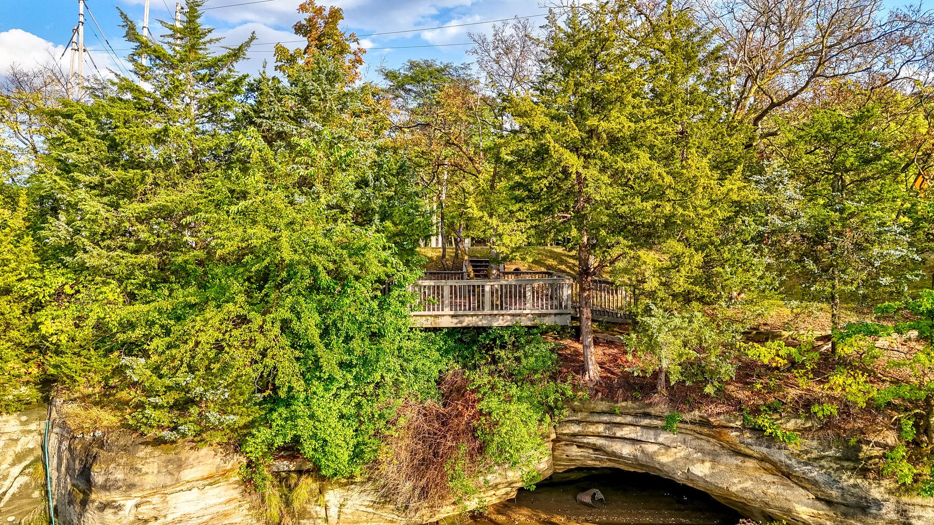 Ottawa, Illinois, 61350, United States, 3 Bedrooms Bedrooms, ,3 BathroomsBathrooms,Residential,For Sale,1957574