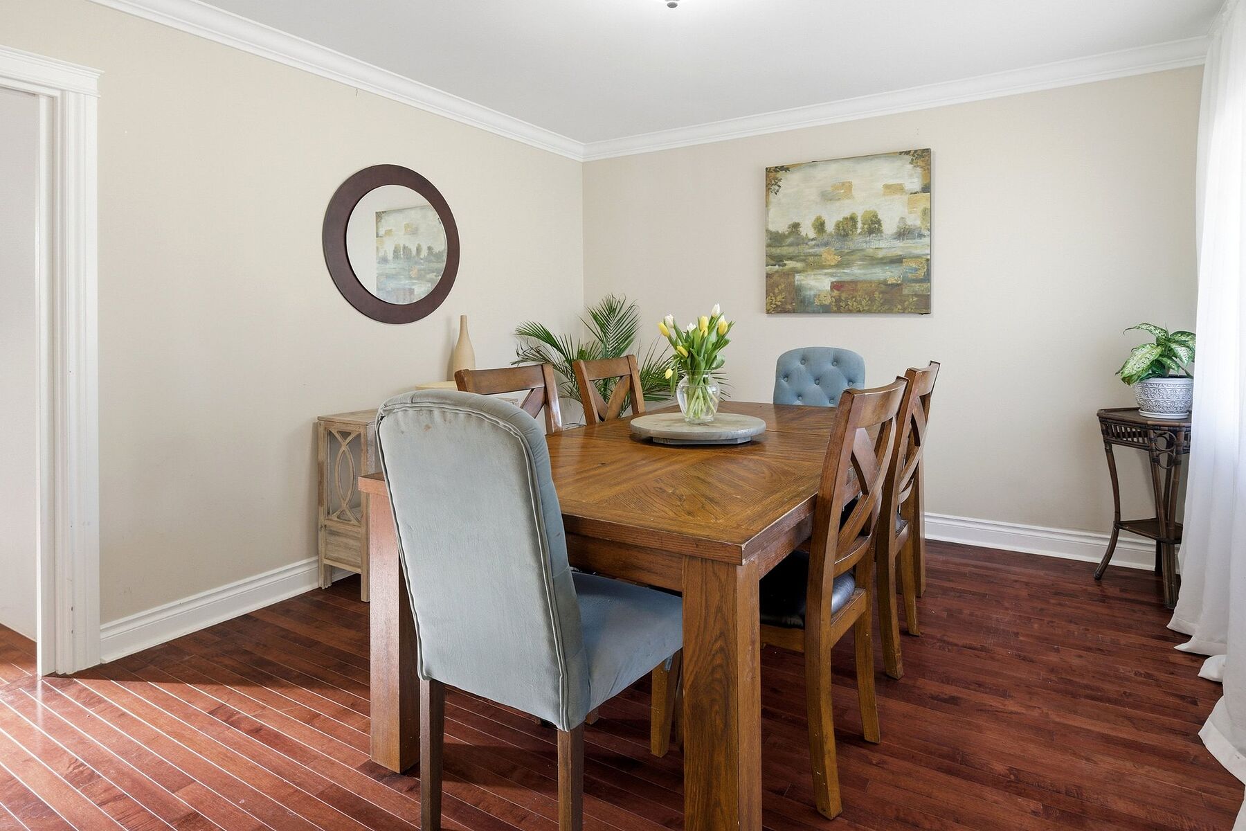  Gordon Head Family Home - 物件實景