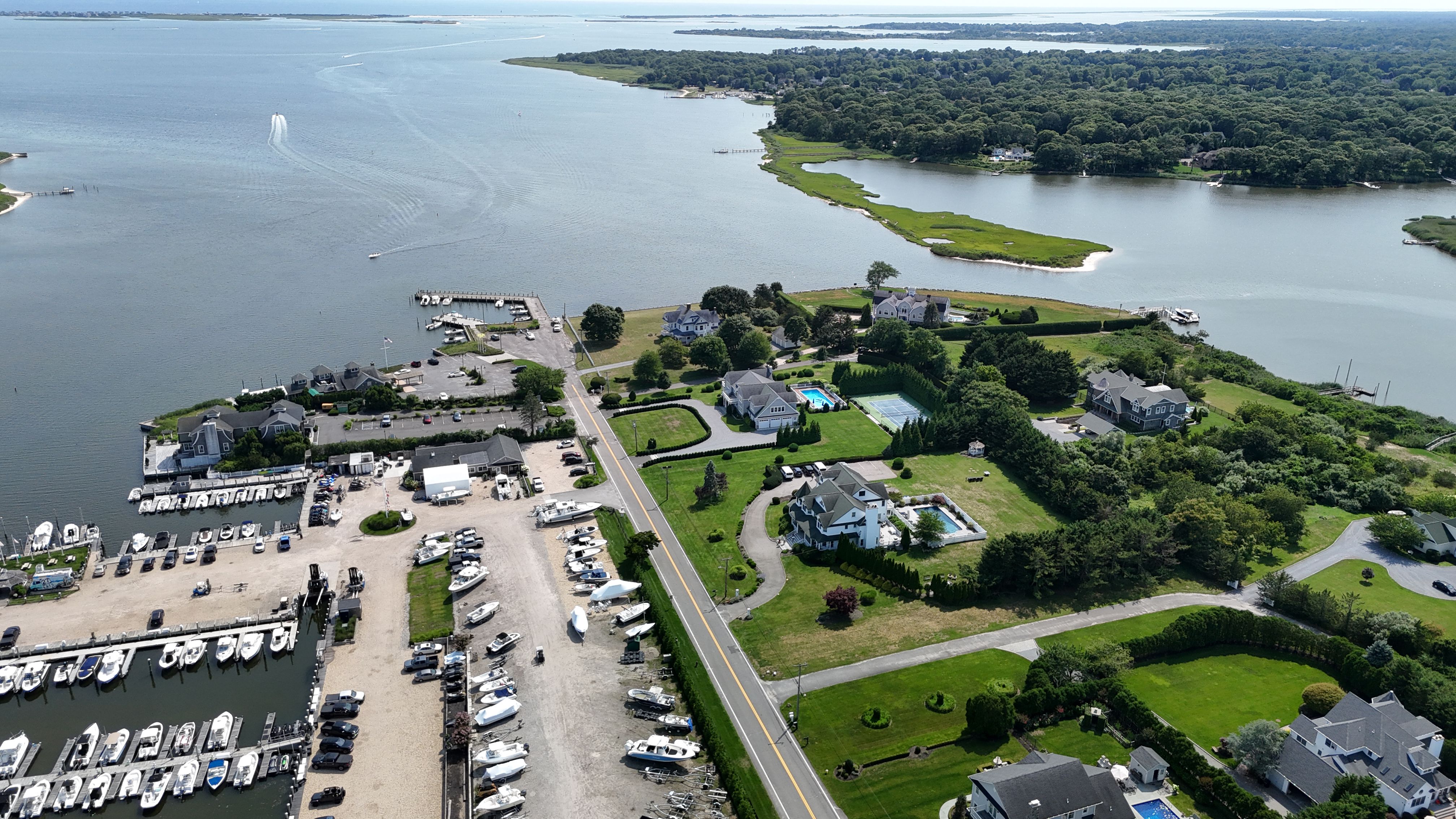 61 S Bay Avenue, Eastport, NY, 11941 - 物件實景