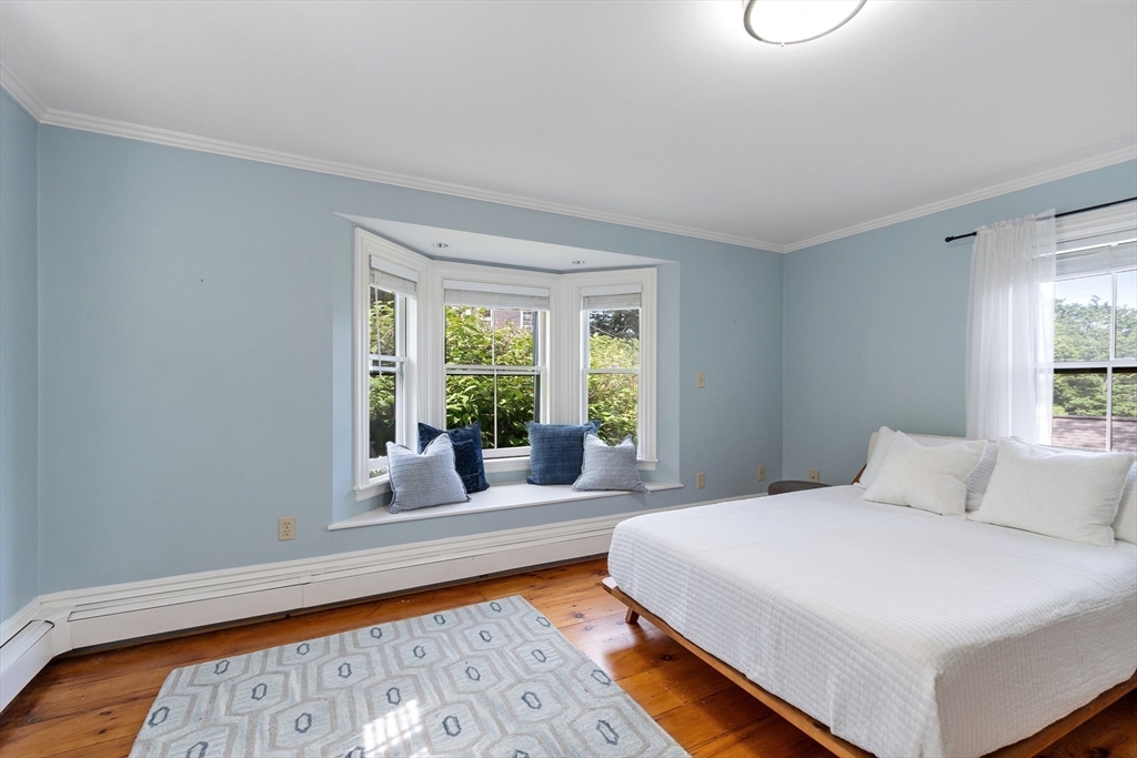 Belmont, Massachusetts, 02478, United States, 7 Bedrooms Bedrooms, ,5 BathroomsBathrooms,Residential,For Sale,1838379