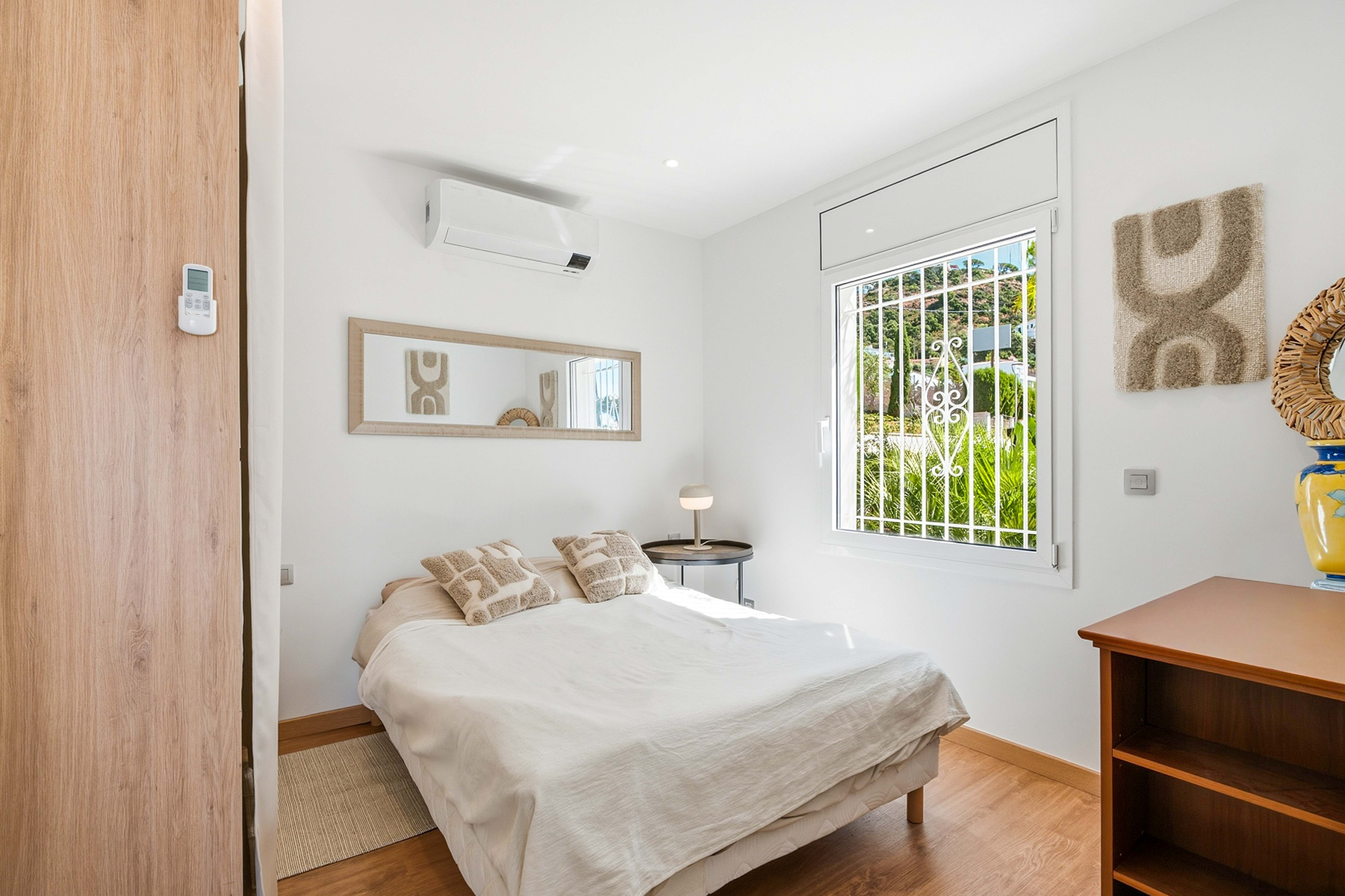  Contemporary villa with pool and panoramic views of Roses Bay - 物件實景
