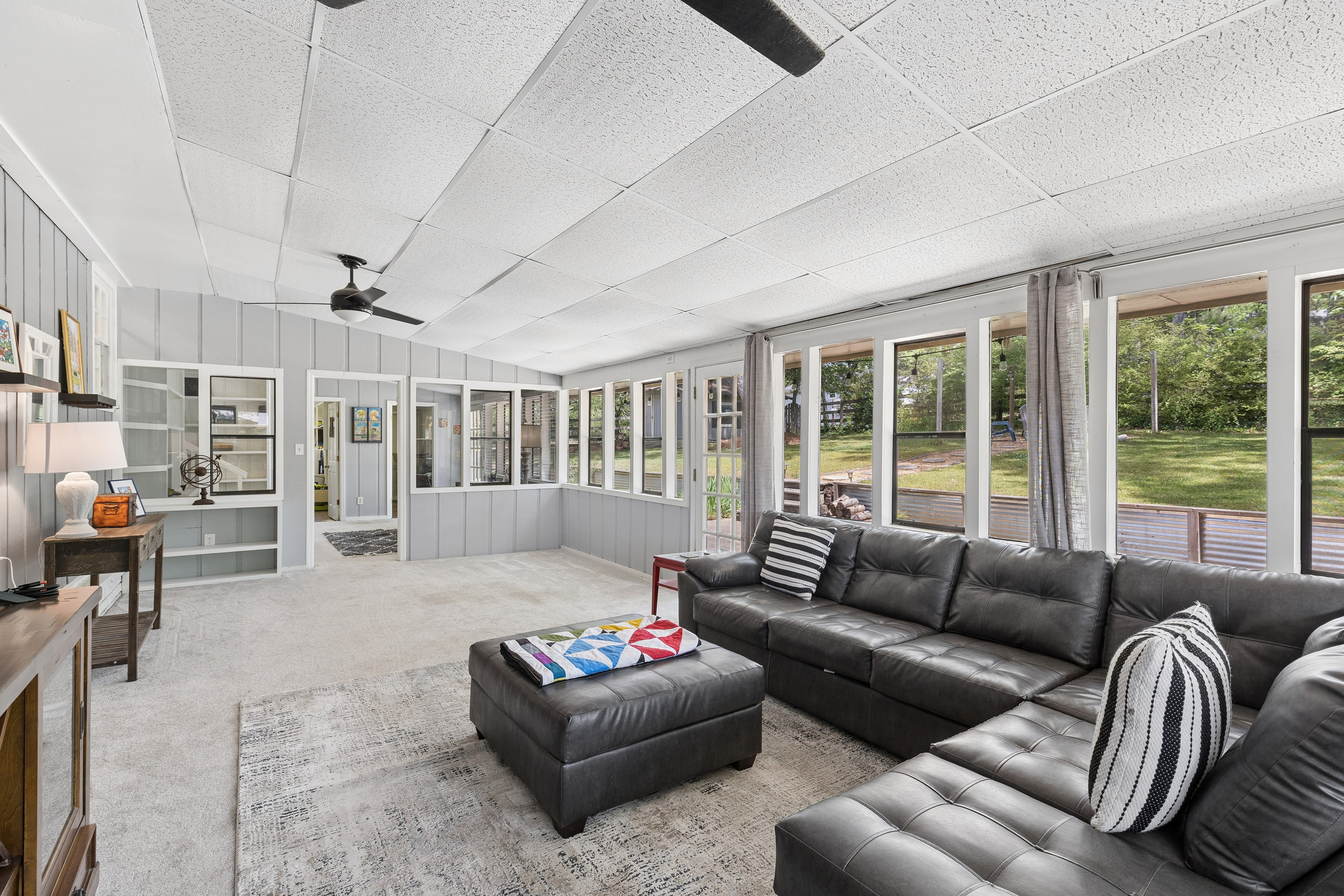  Spacious Ranch with Backyard Retreat in Powder Springs - 物件實景
