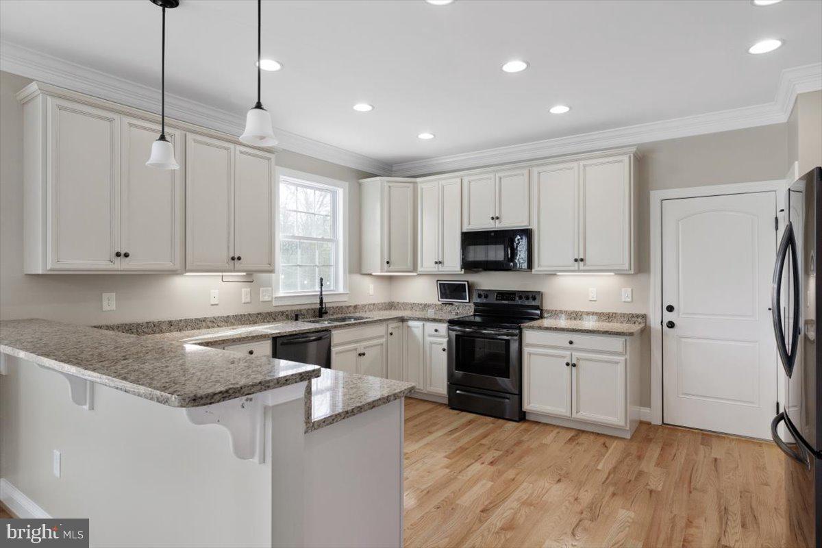 Clear Brook, Virginia, 22624, United States, 4 Bedrooms Bedrooms, ,4 BathroomsBathrooms,Residential,For Sale,1921758