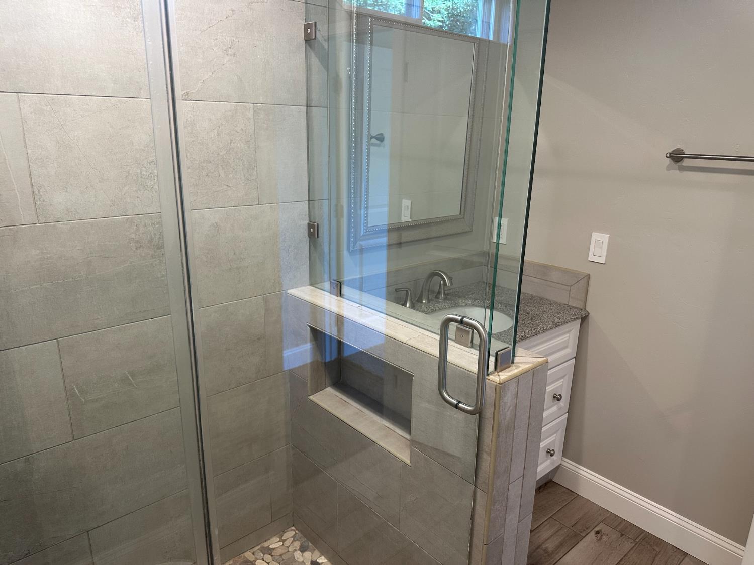 Shingle Springs, California, 95682, United States, 3 Bedrooms Bedrooms, ,2 BathroomsBathrooms,Residential,For Sale,1882228