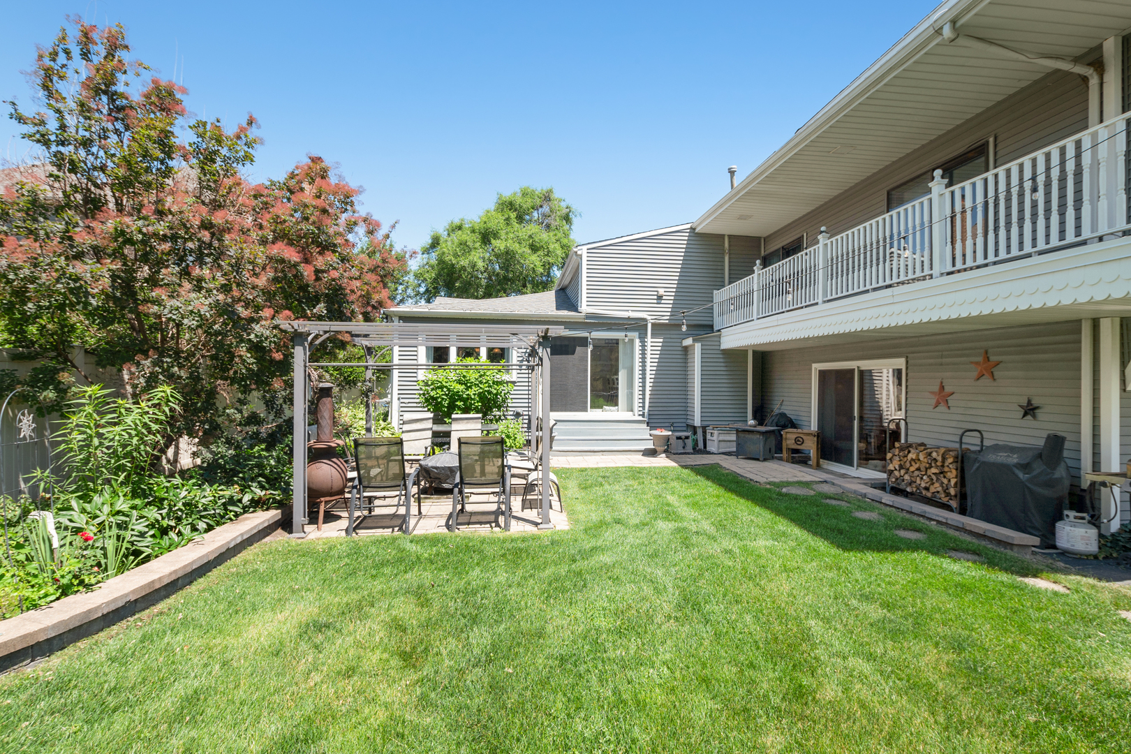 Tinley Park, Illinois, 60487, United States, 6 Bedrooms Bedrooms, ,4 BathroomsBathrooms,Residential,For Sale,1984113