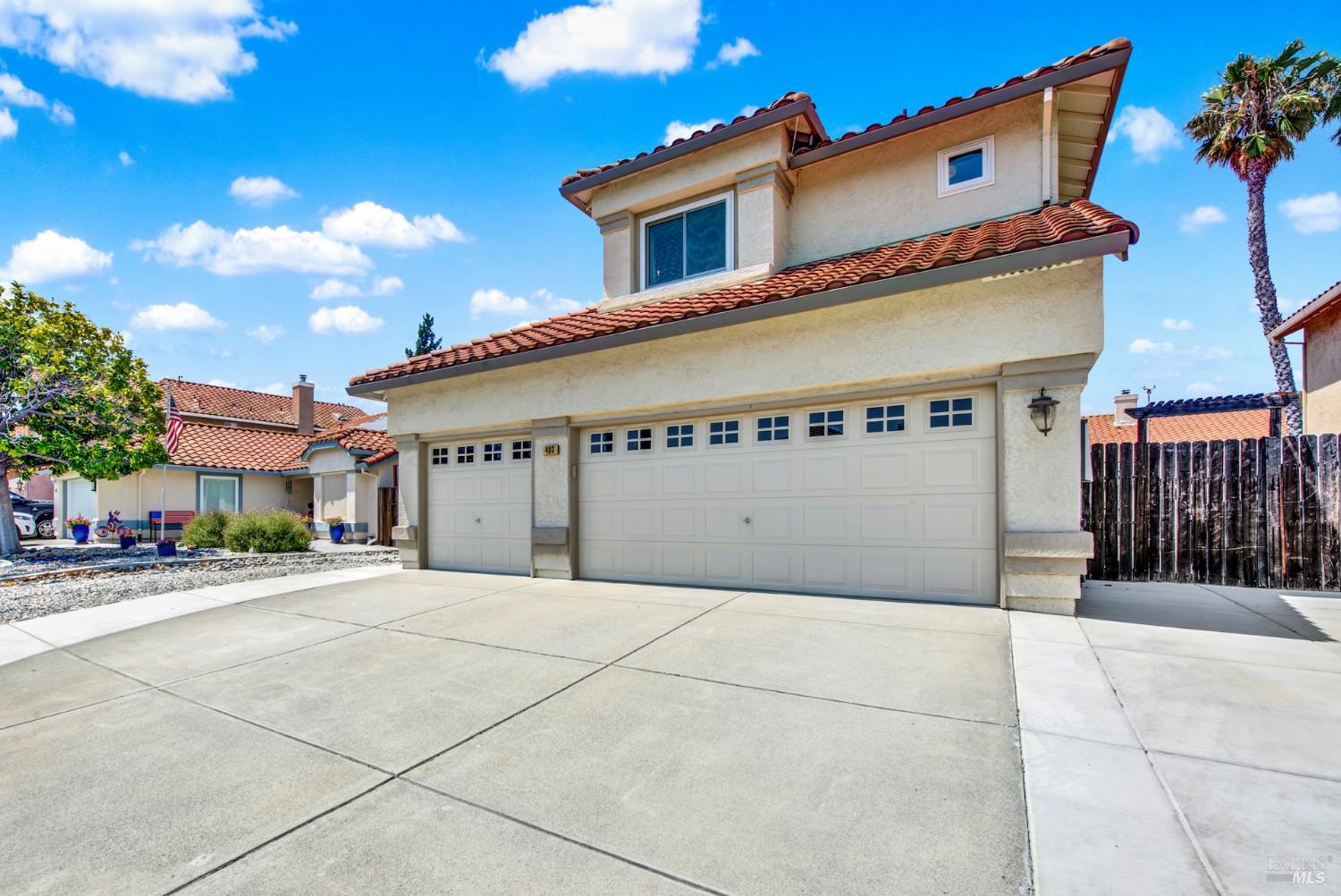 Vacaville, California, 95687, United States, 4 Bedrooms Bedrooms, ,3 BathroomsBathrooms,Residential,For Sale,1856071