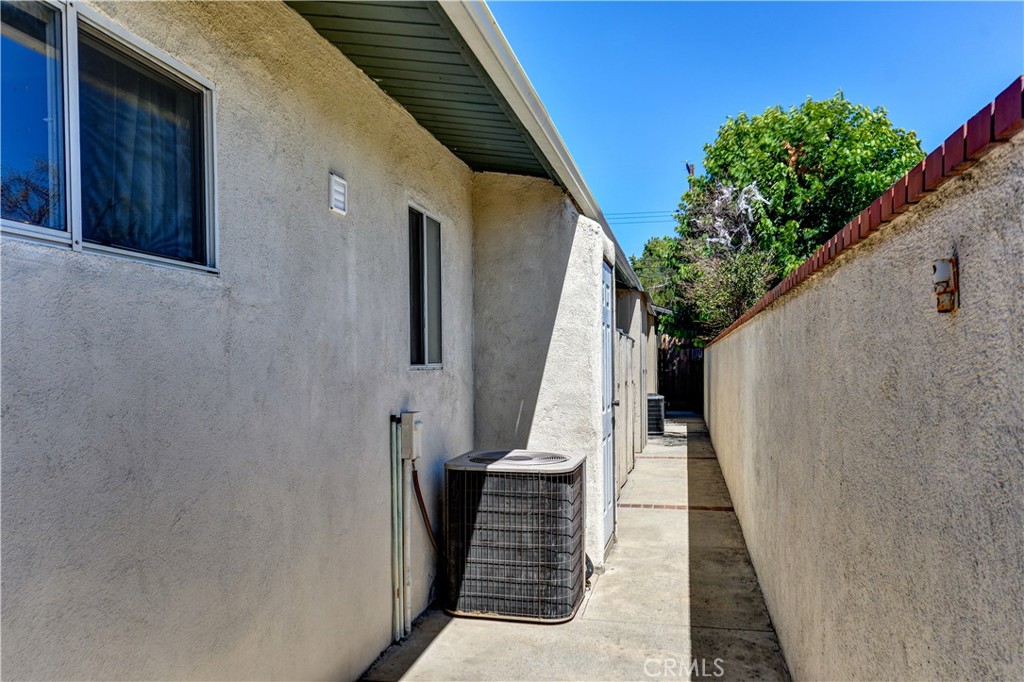 Upland, California, 91786, United States, 5 Bedrooms Bedrooms, ,3 BathroomsBathrooms,Residential,For Sale,1978110