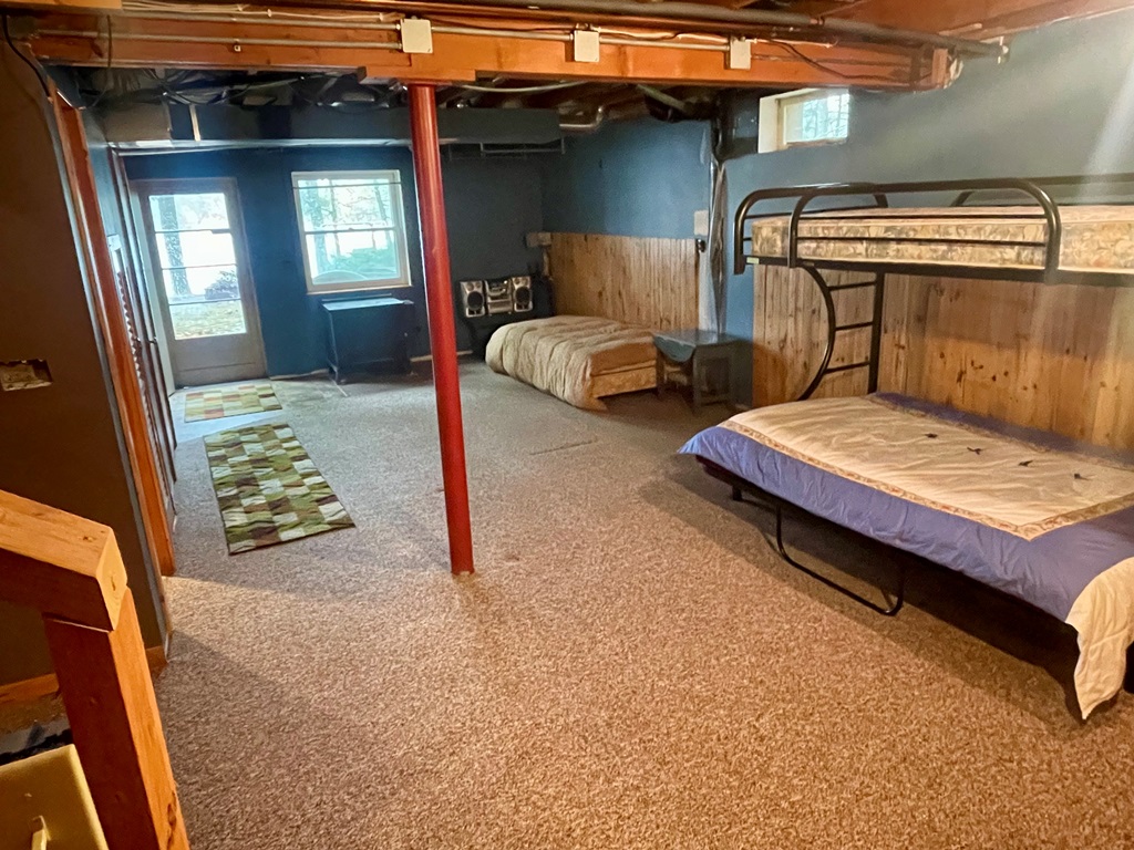 Tomahawk, Wisconsin, 54487, United States, 4 Bedrooms Bedrooms, ,2 BathroomsBathrooms,Residential,For Sale,1907326