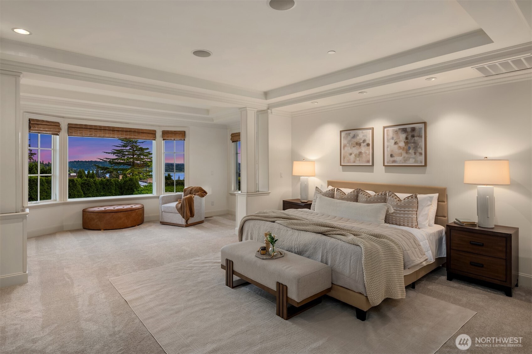 Clyde Hill, Washington, 98004, United States, 4 Bedrooms Bedrooms, ,4 BathroomsBathrooms,Residential,For Sale,1805060