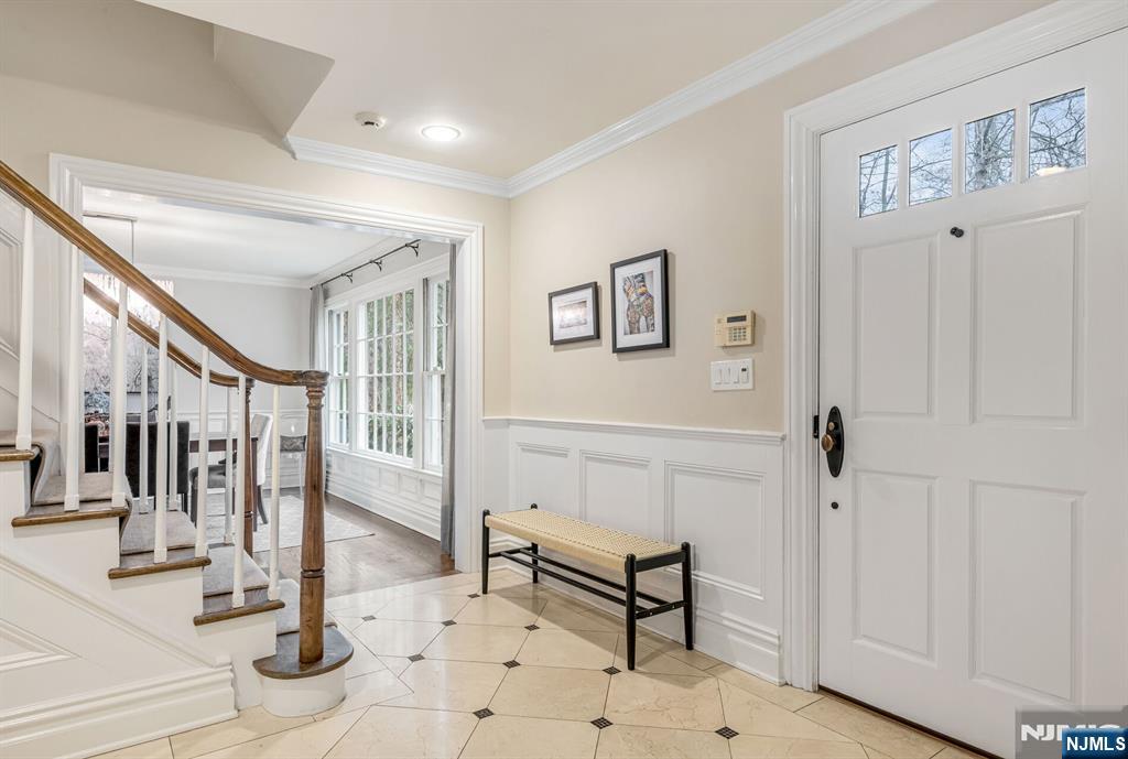 Tenafly, New Jersey, 07670, United States, 6 Bedrooms Bedrooms, ,5 BathroomsBathrooms,Residential,For Sale,1743574