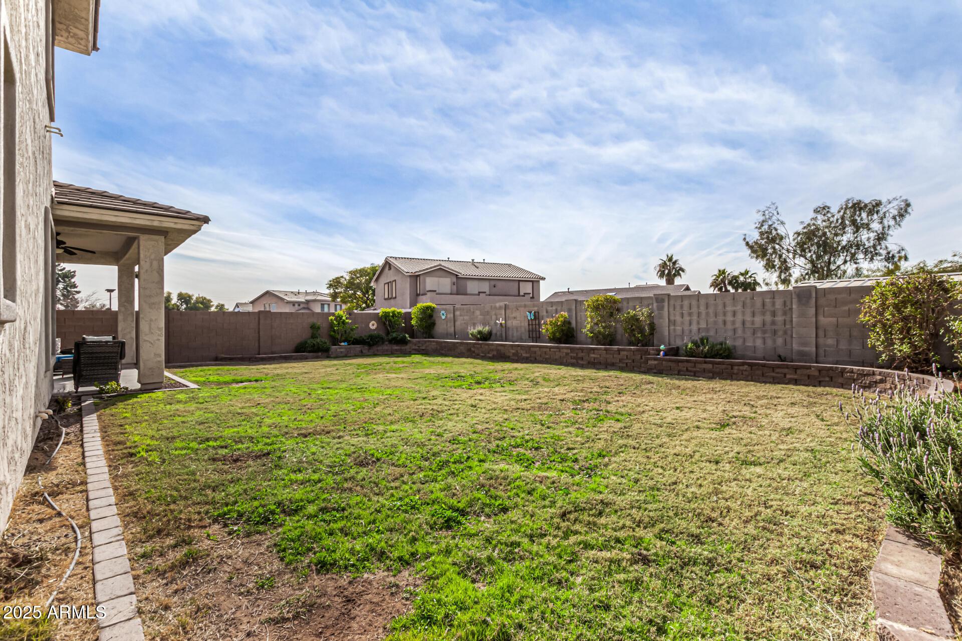 Glendale, Arizona, 85305, United States, 4 Bedrooms Bedrooms, ,5 BathroomsBathrooms,Residential,For Sale,1998004