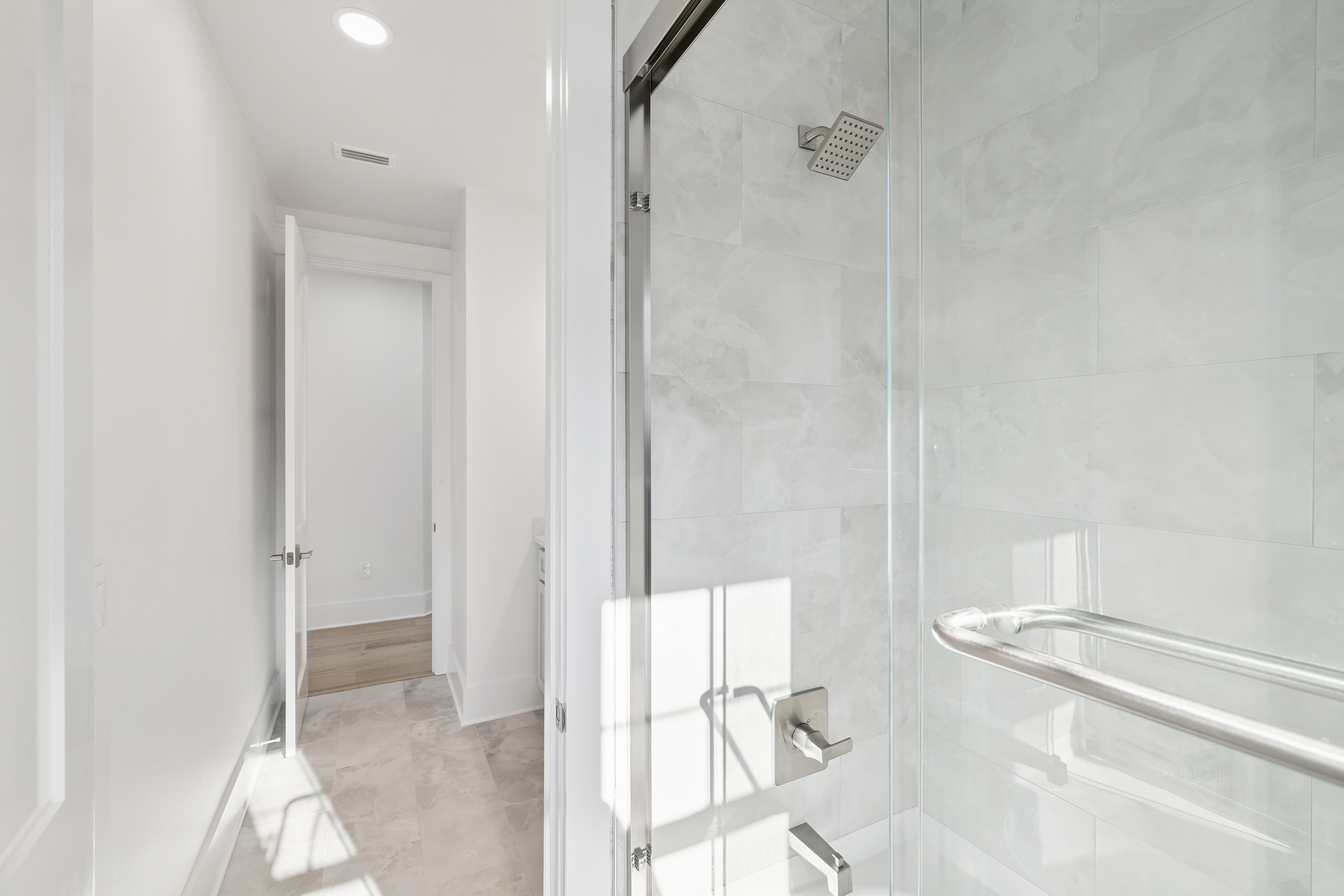  Waterfront Canal Home With Expanded Floor Plan And Bay Access - 物件實景