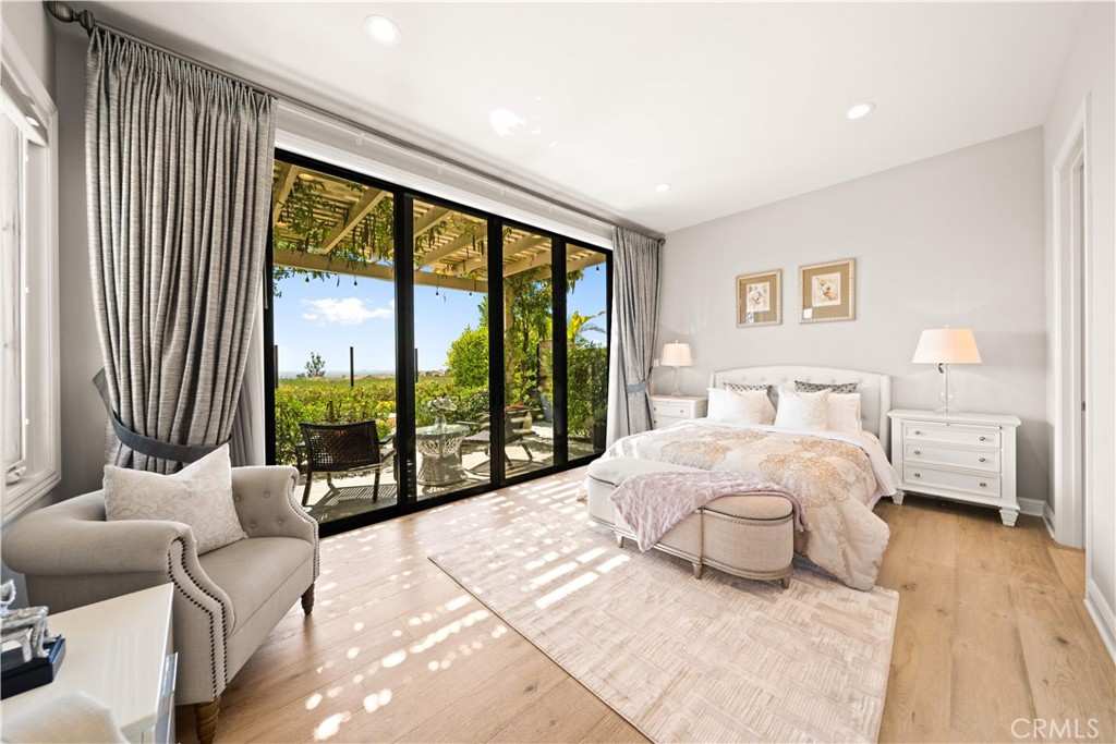 Irvine, California, 92602, United States, 5 Bedrooms Bedrooms, ,6 BathroomsBathrooms,Residential,For Sale,1982881