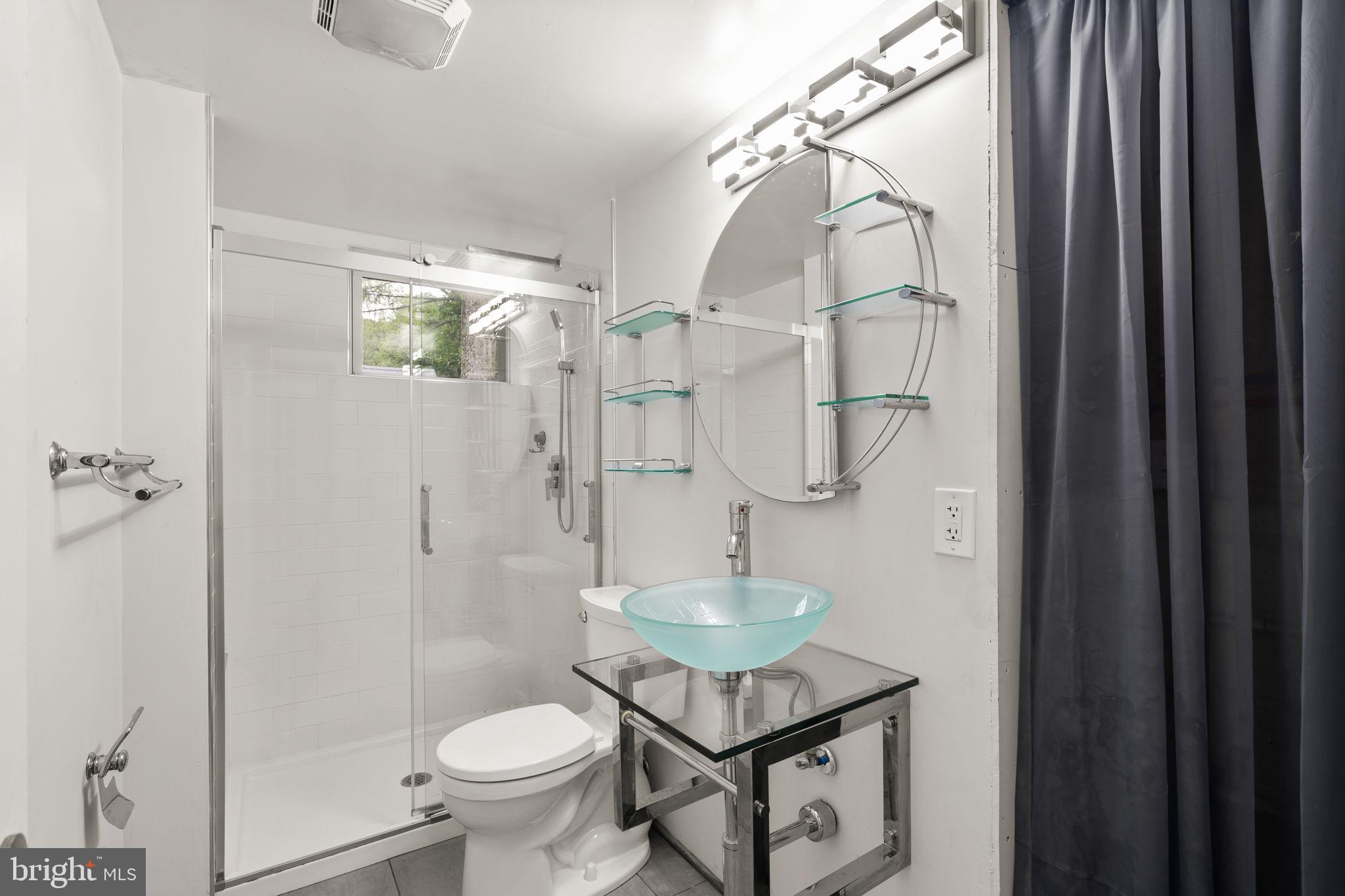 Springfield, Virginia, 22152, United States, 4 Bedrooms Bedrooms, ,4 BathroomsBathrooms,Residential,For Sale,1942783