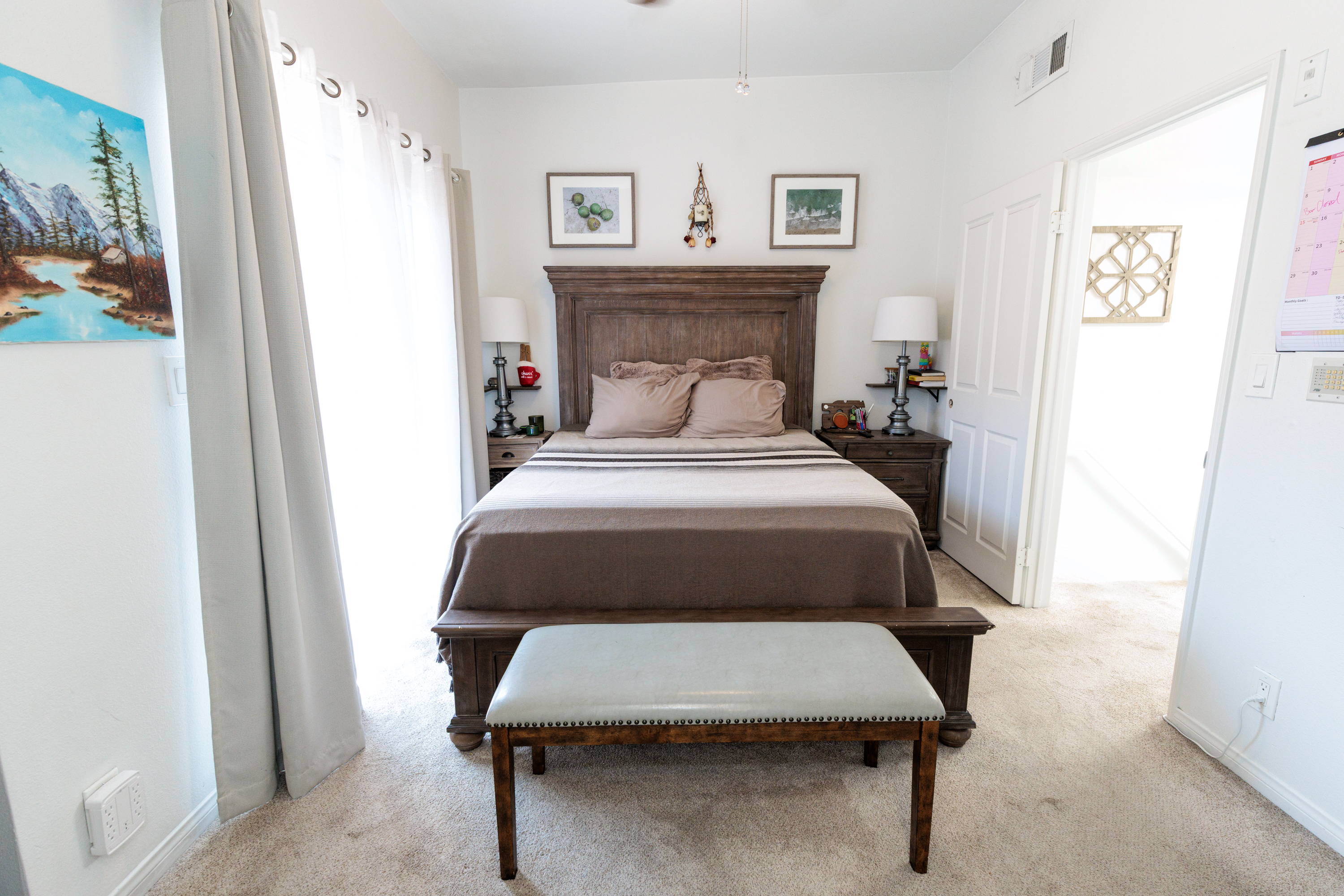 Los Angeles, California, 90068, United States, 2 Bedrooms Bedrooms, ,2 BathroomsBathrooms,Residential,For Sale,1977140