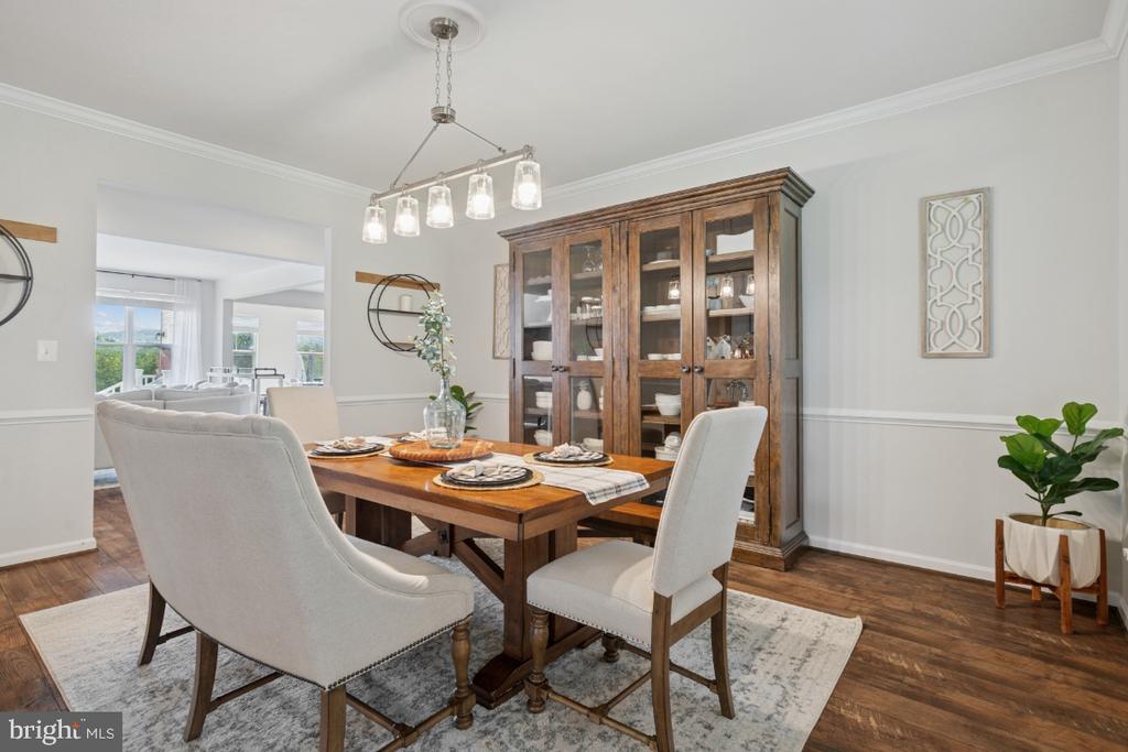 Leesburg, Virginia, 20176, United States, 7 Bedrooms Bedrooms, ,7 BathroomsBathrooms,Residential,For Sale,1941284