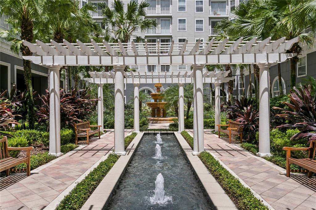 Tampa, Florida, 33602, United States, 2 Bedrooms Bedrooms, ,2 BathroomsBathrooms,Residential,For Sale,2002253