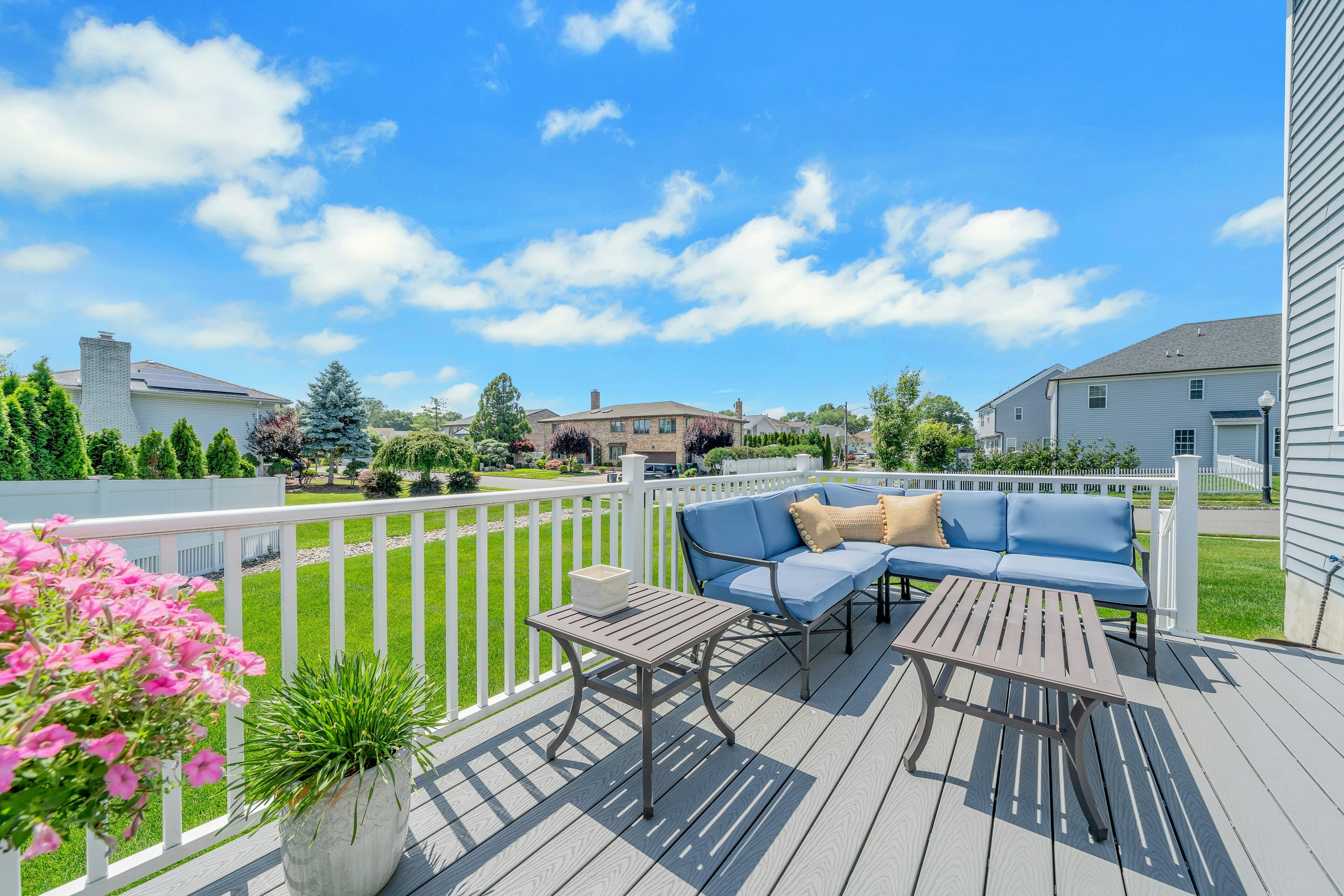  10 Bares Court, Little Ferry, NJ 07643 - 物件實景