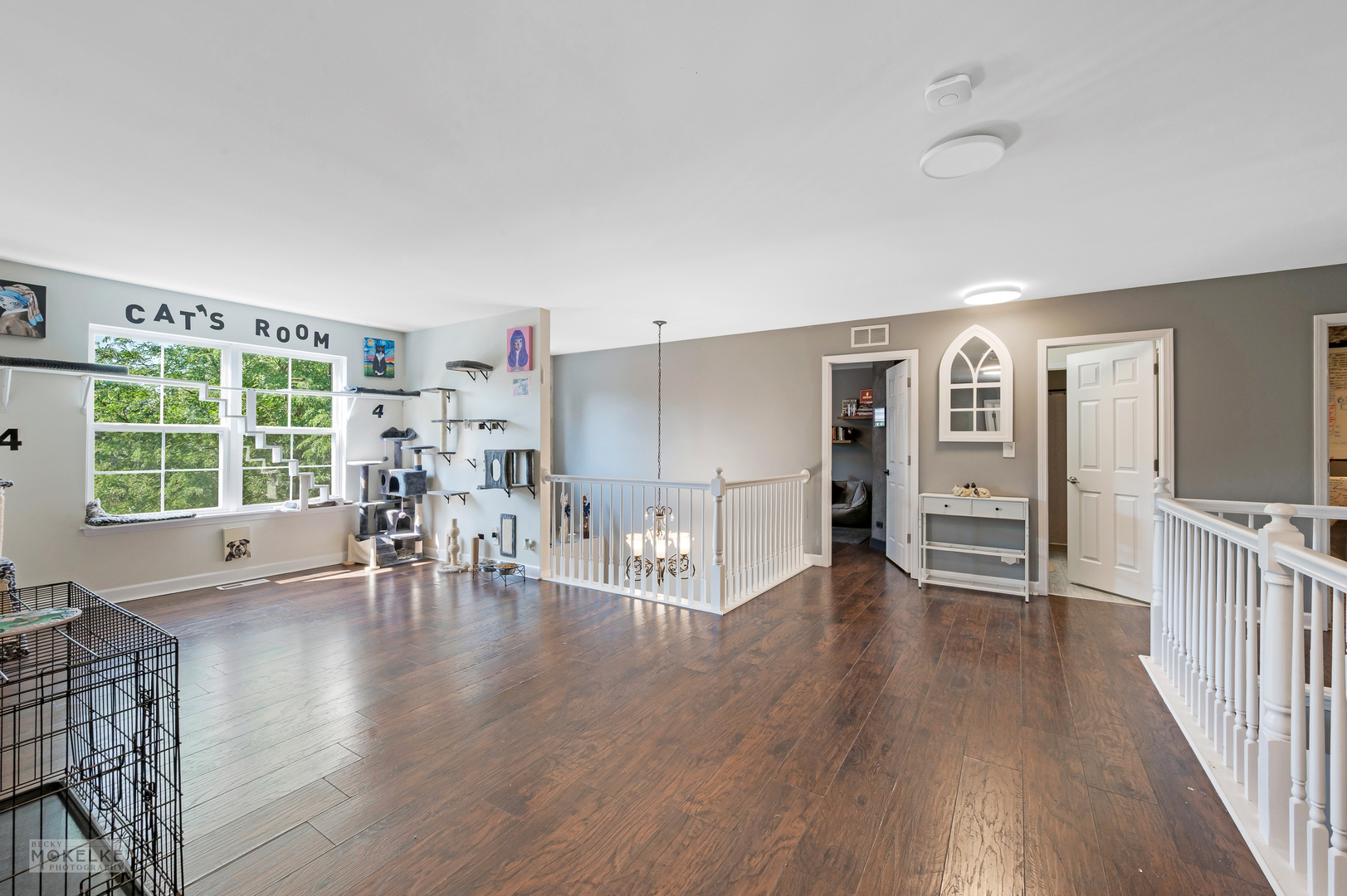 Montgomery, Illinois, 60538, United States, 5 Bedrooms Bedrooms, ,4 BathroomsBathrooms,Residential,For Sale,1925082