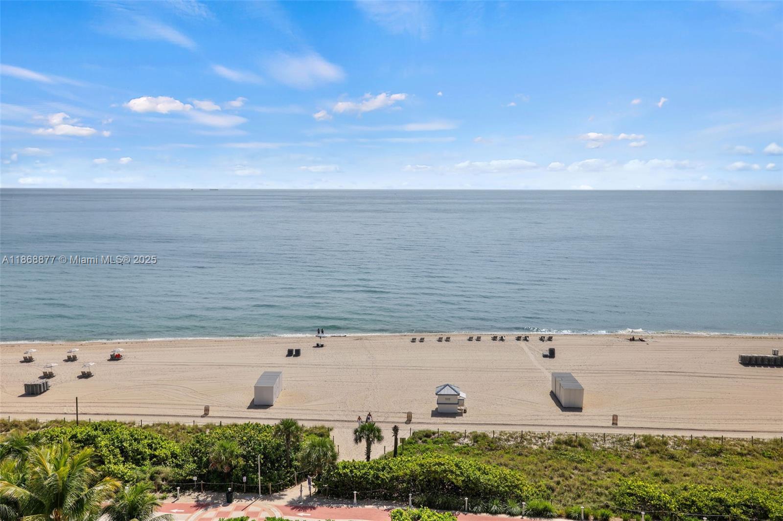 Miami Beach, Florida, 33140, United States, 3 Bedrooms Bedrooms, ,4 BathroomsBathrooms,Residential,For Sale,1934694