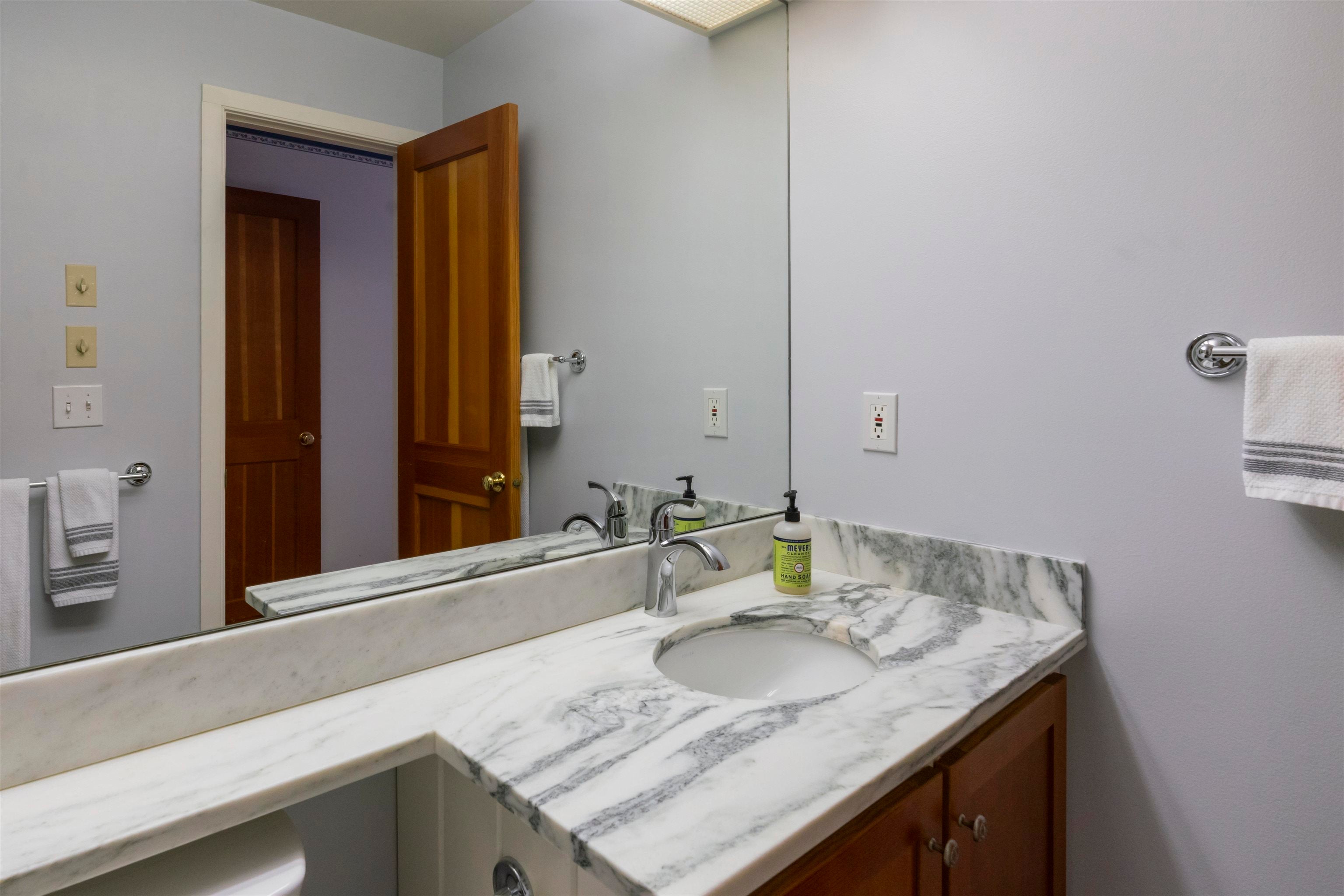 Stowe, Vermont, 05672, United States, 4 Bedrooms Bedrooms, ,2 BathroomsBathrooms,Residential,For Sale,1846681